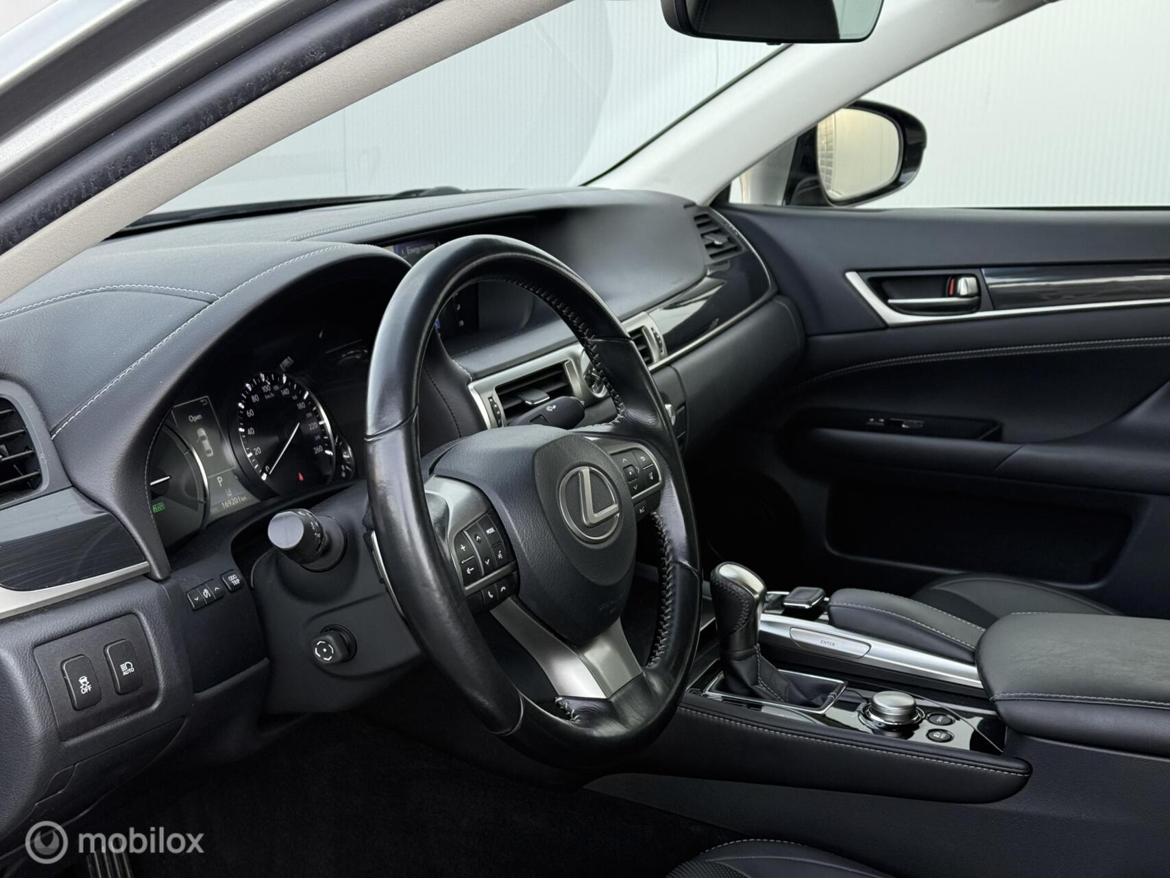 Foto van Lexus Lexus Gs300h