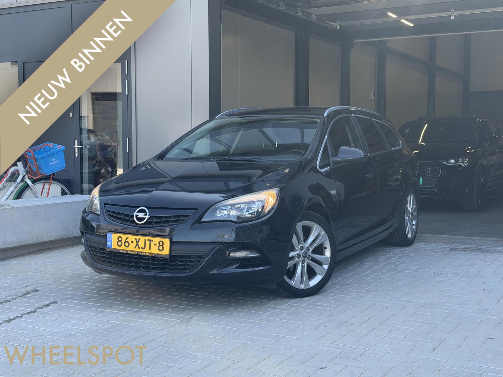 Opel Astra Sports Tourer 1.4 Turbo|Nieuwe APK|LEES TEKST!!!! 2012 - voorkant
