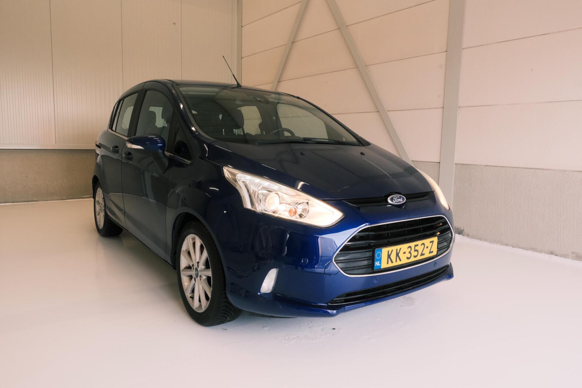 Foto van Ford B-max