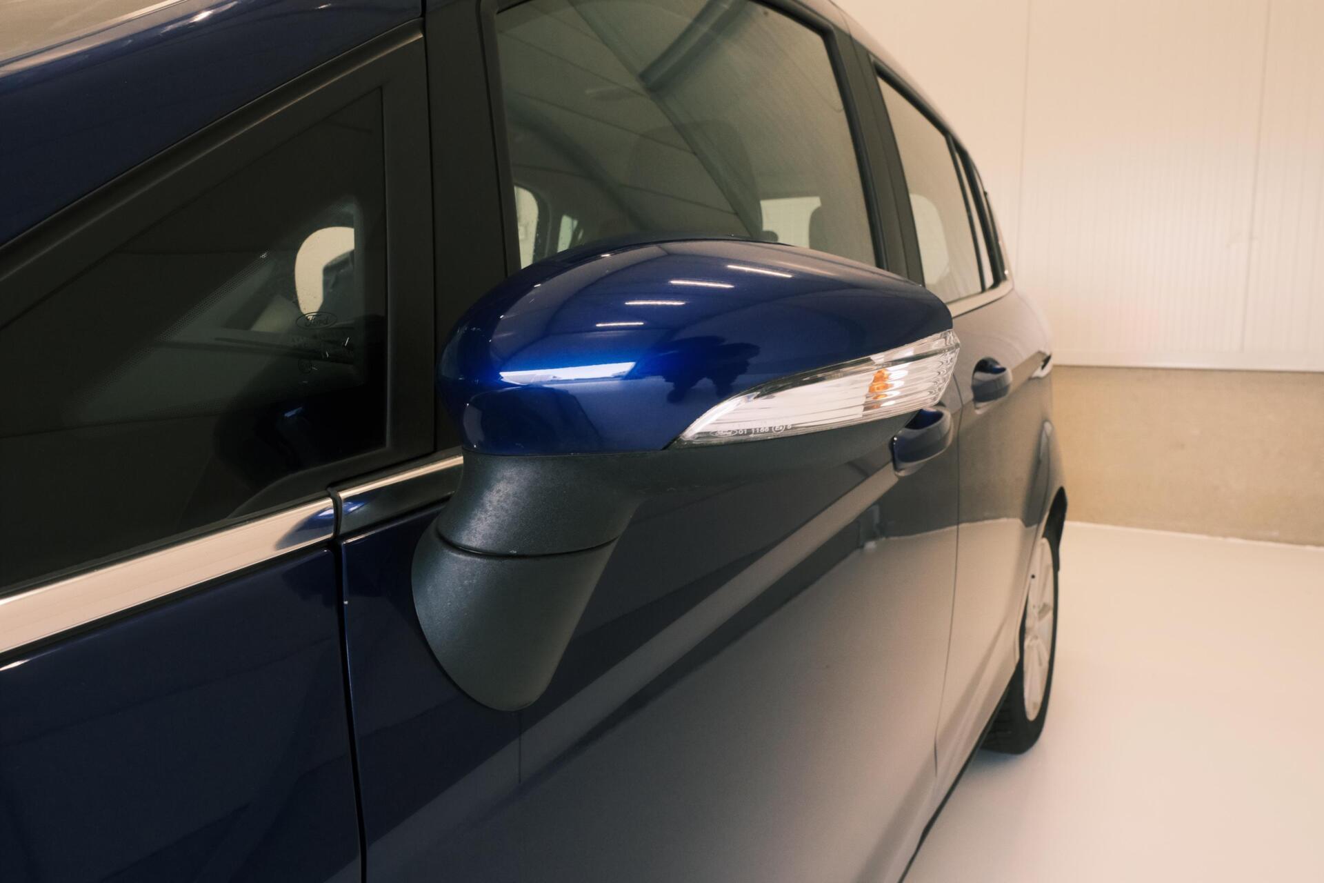 Foto van Ford B-max