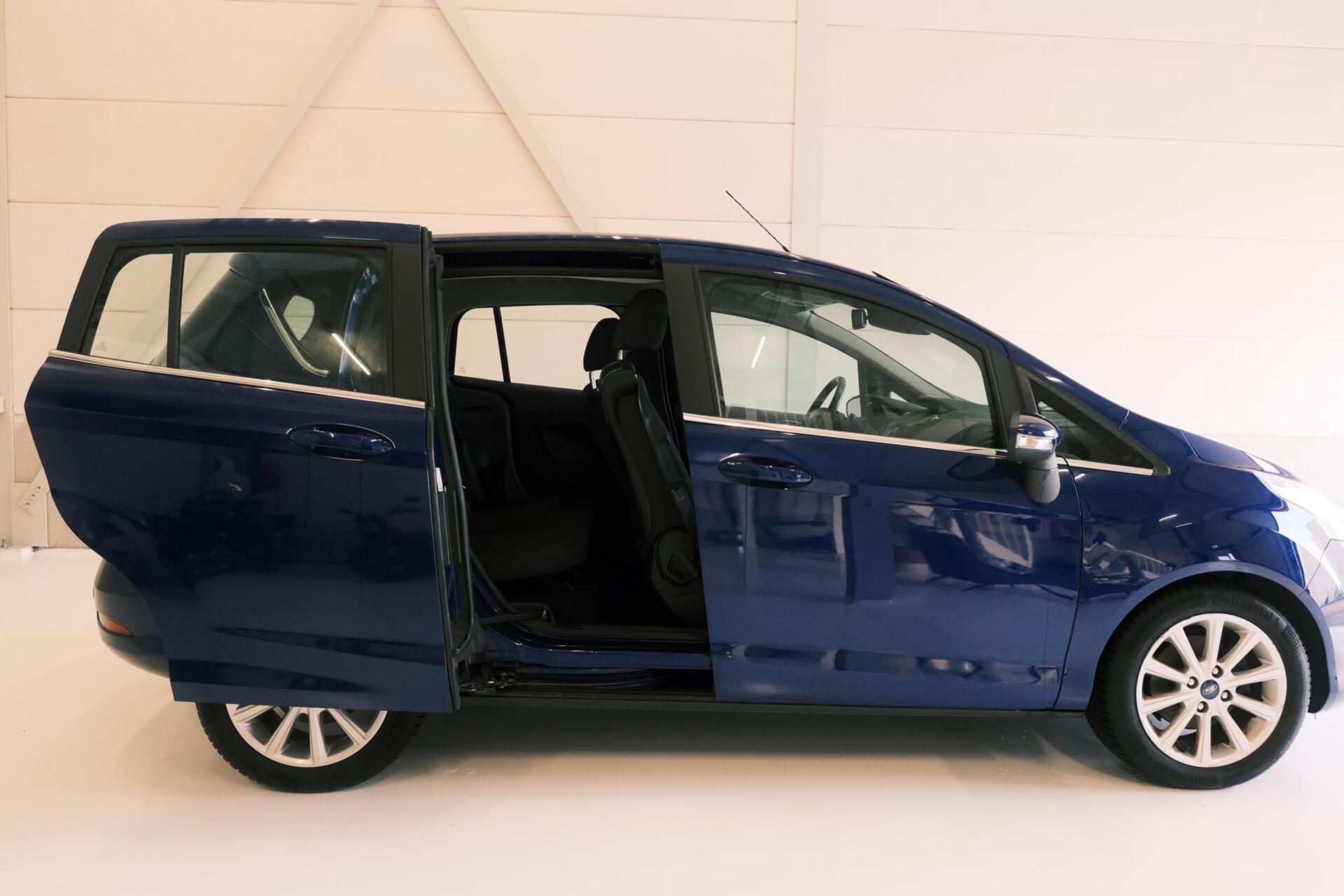 Foto van Ford B-max