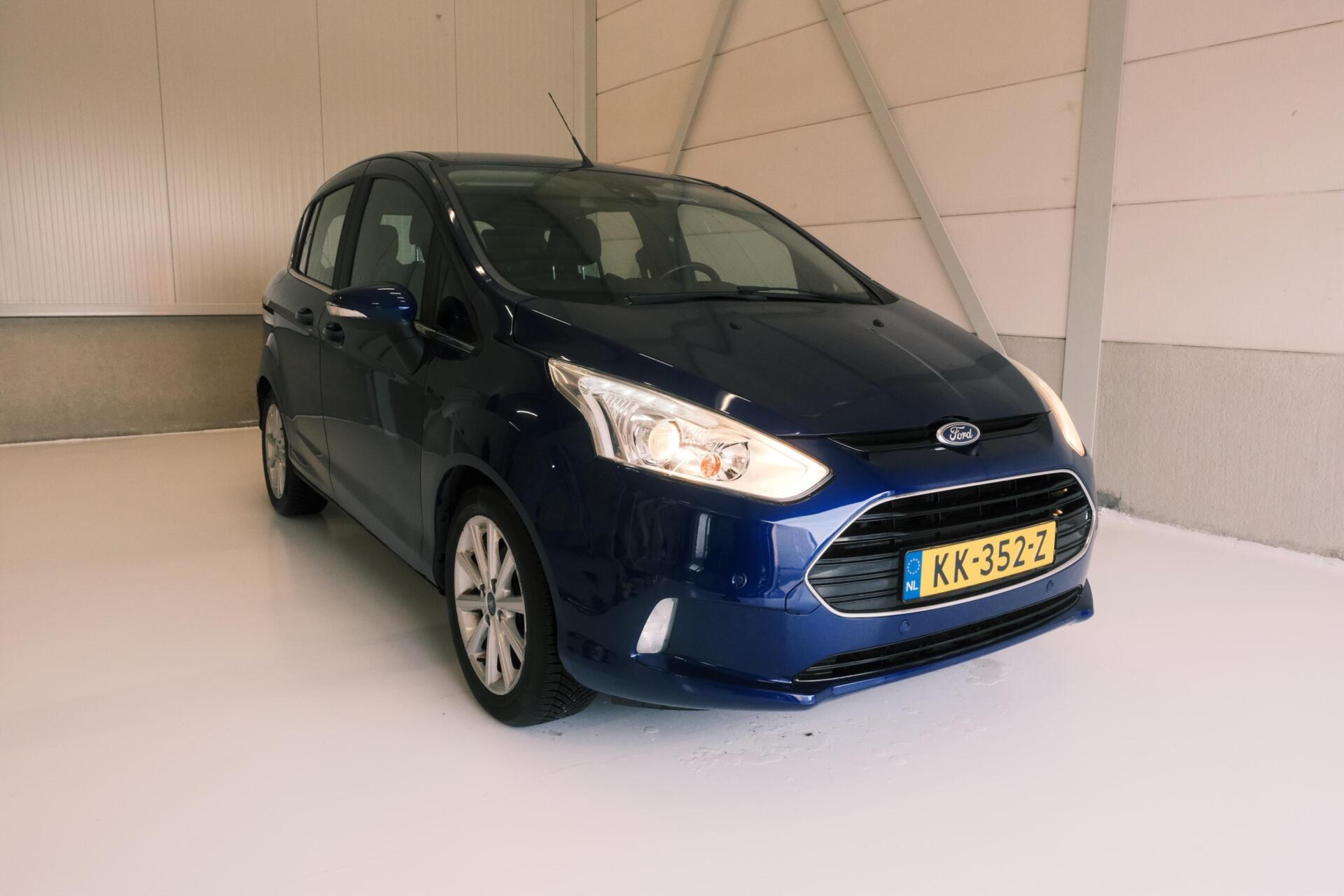 Foto van Ford B-max