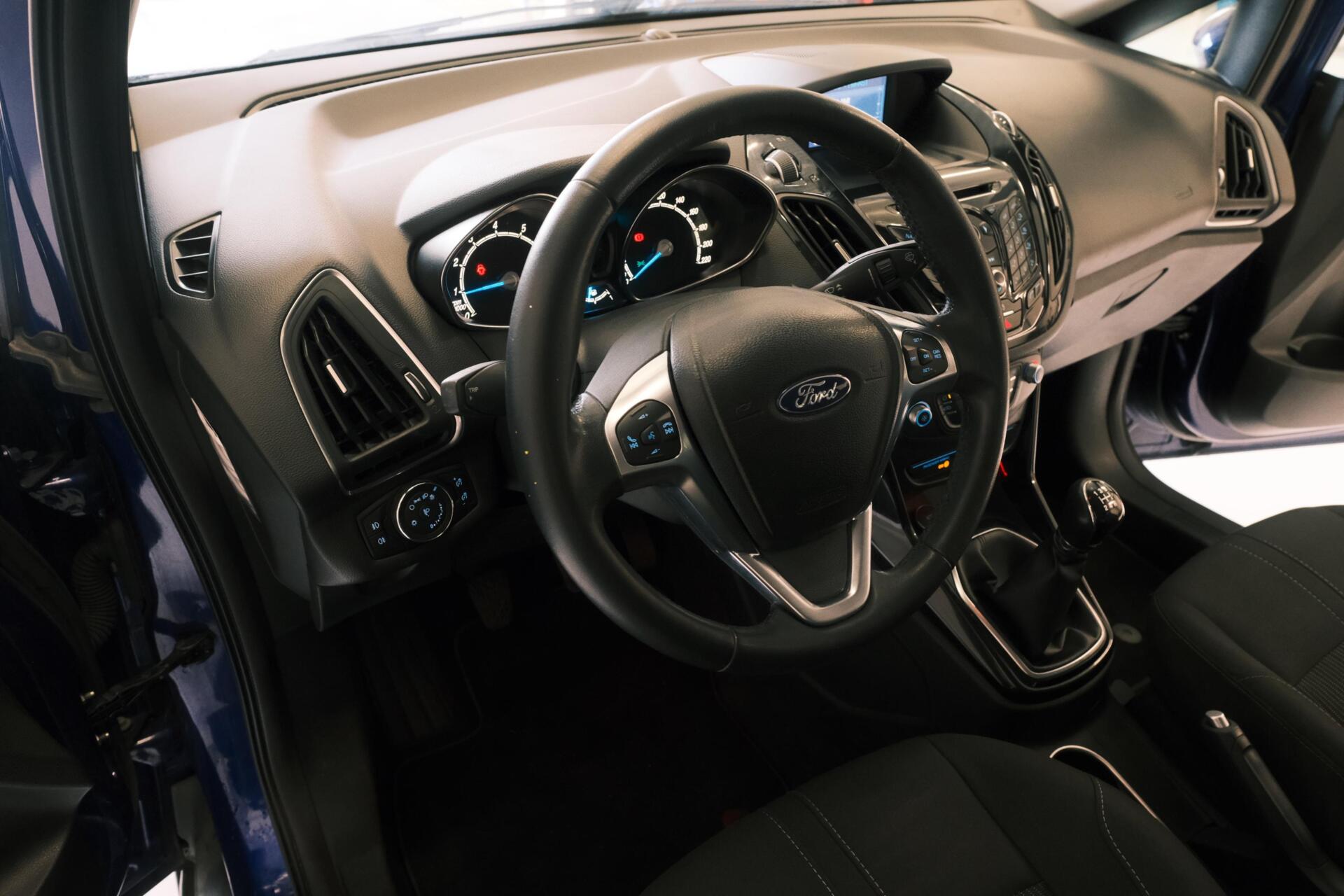 Foto van Ford B-max