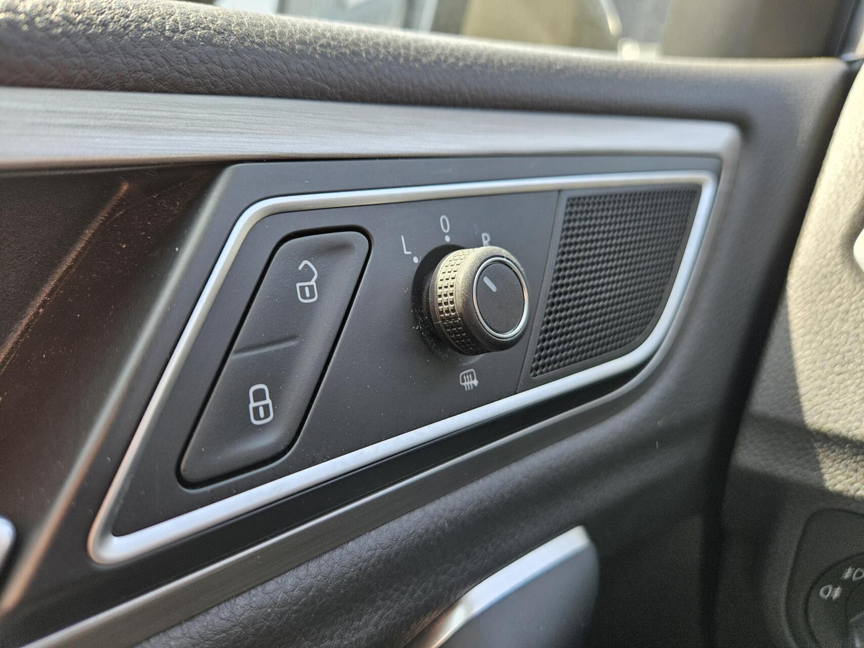 Foto van Volkswagen Golf Sportsvan