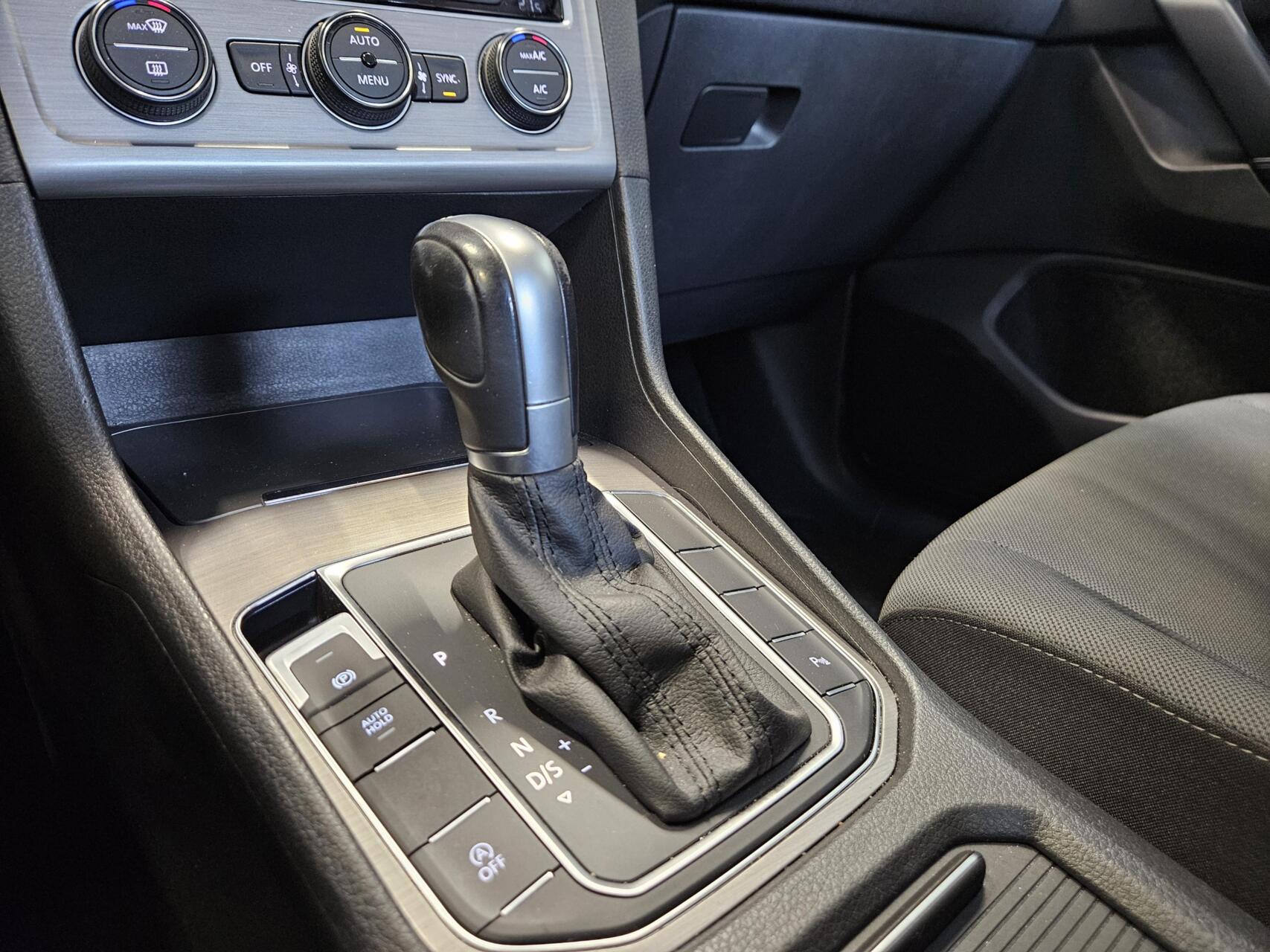 Foto van Volkswagen Golf Sportsvan