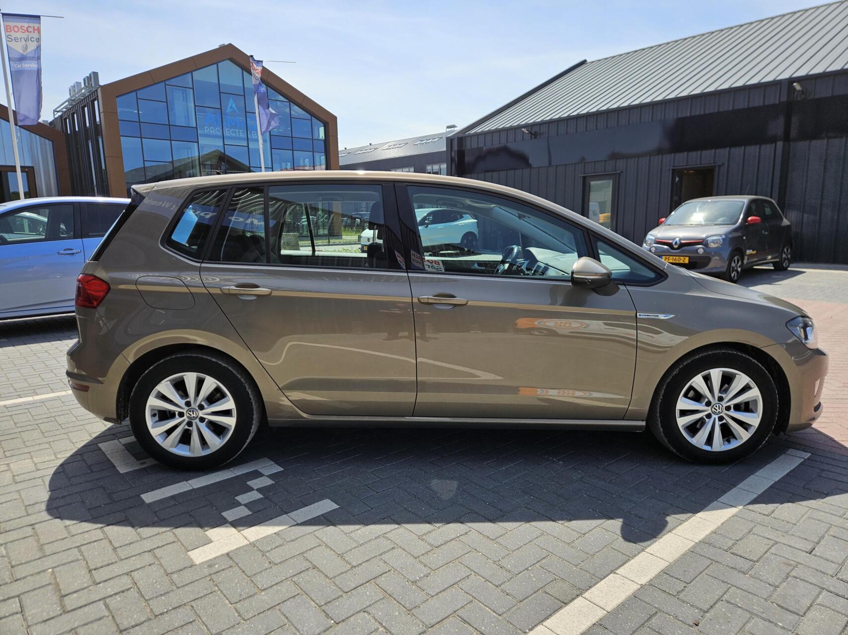 Foto van Volkswagen Golf Sportsvan