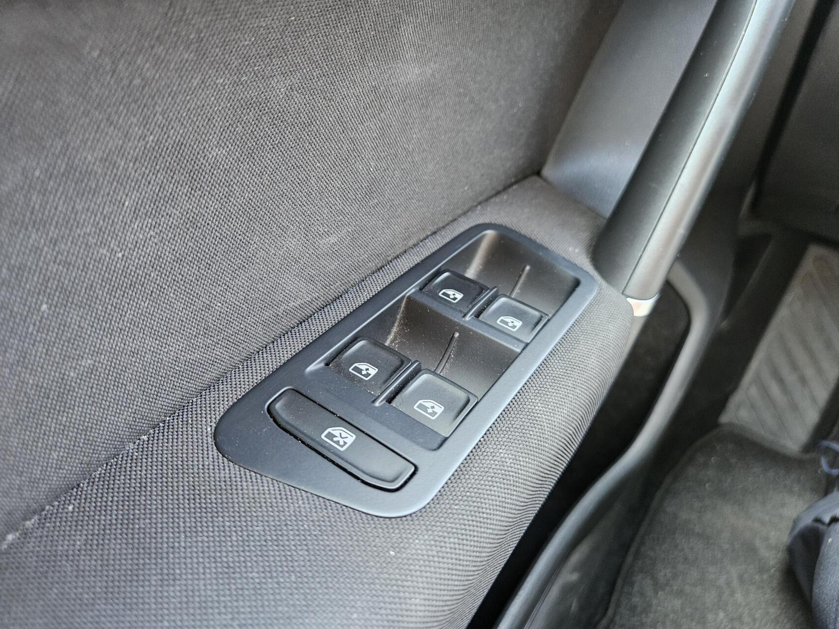 Foto van Volkswagen Golf Sportsvan