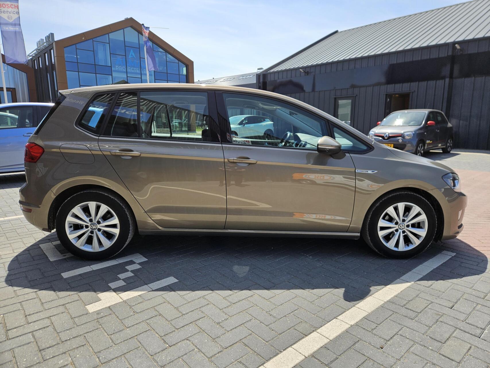Foto van Volkswagen Golf Sportsvan