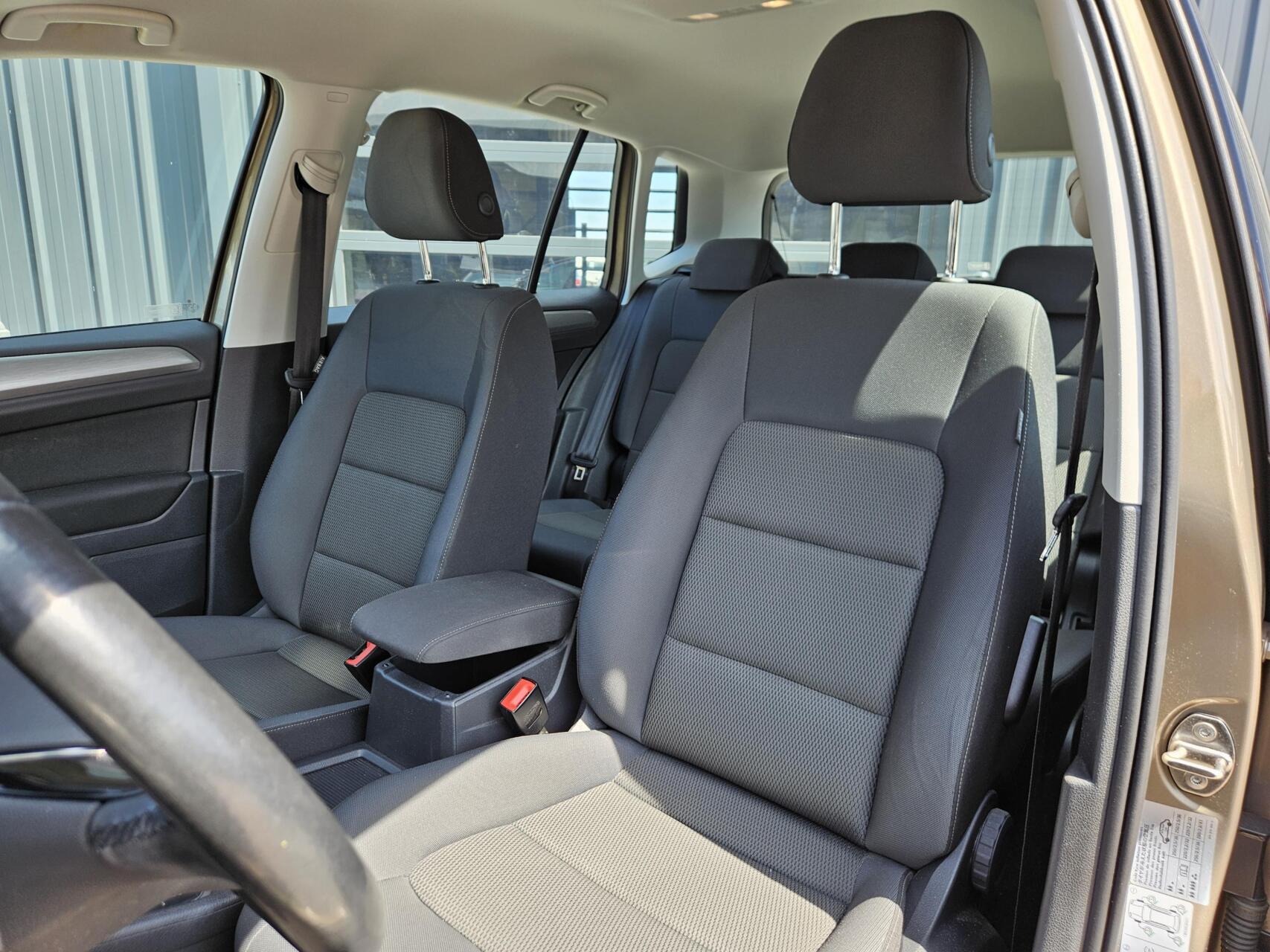 Foto van Volkswagen Golf Sportsvan