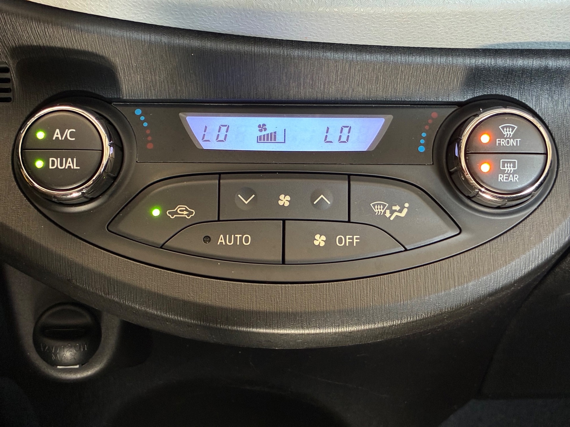 Foto van Toyota Toyota Yaris Hybrid