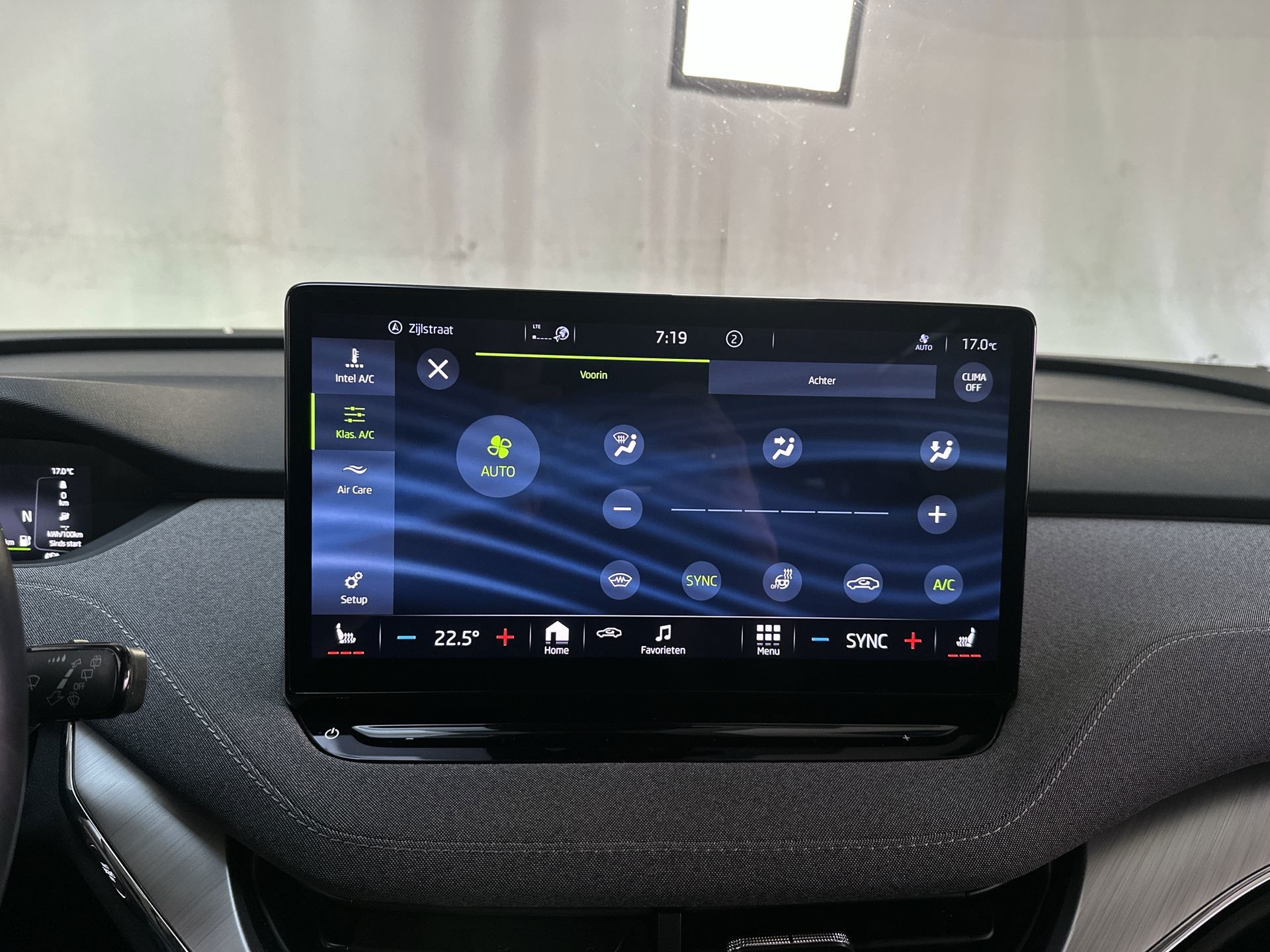 Foto van Skoda Enyaq 80