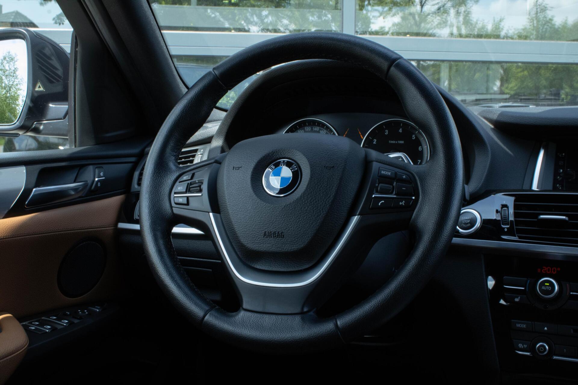 Foto van BMW X4 Xdrive28i
