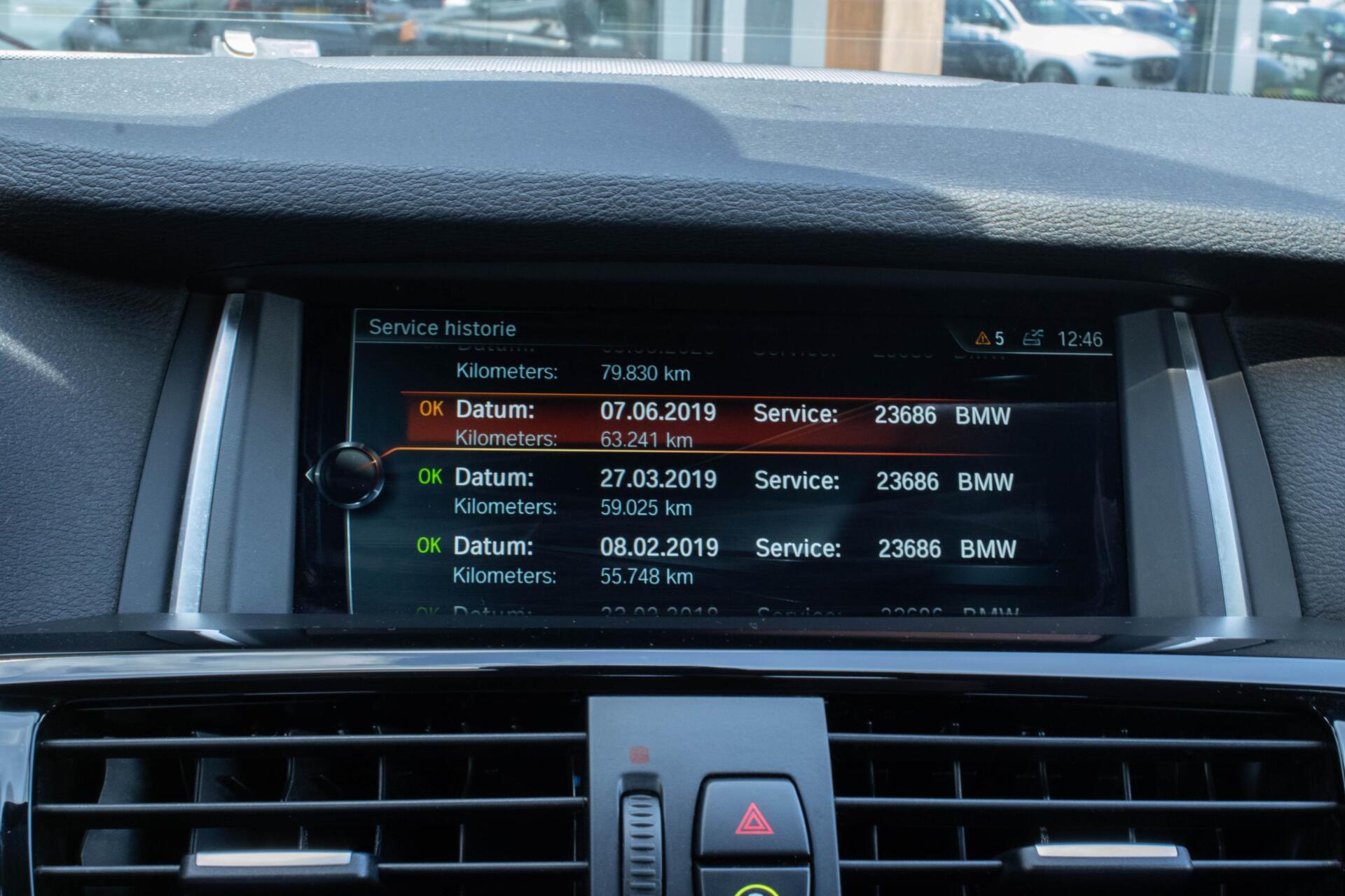 Foto van BMW X4 Xdrive28i