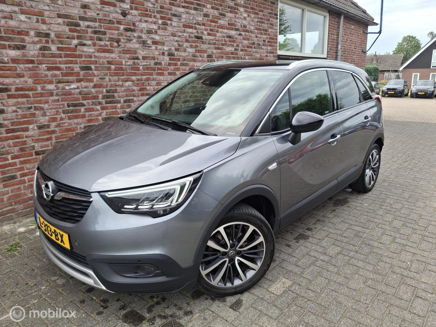 Opel Crossland X 1.2 Turbo Innovation 2017 - voorkant