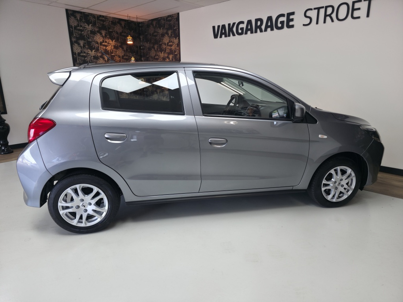 Foto van Mitsubishi Mitsubishi Space Star
