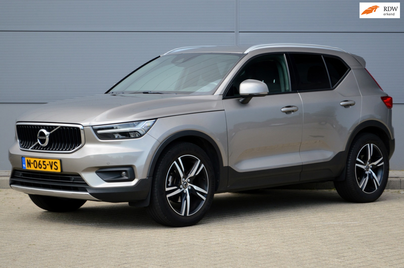 Volvo XC40 2.0 D3 R-Design 2021 - voorkant