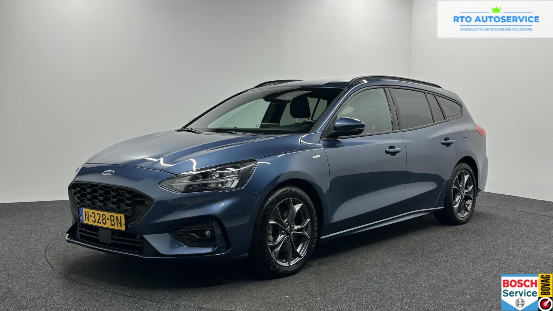 Ford Focus 1.0 EcoBoost Hybrid Connected ST-Line CAMERA. 2021 - voorkant