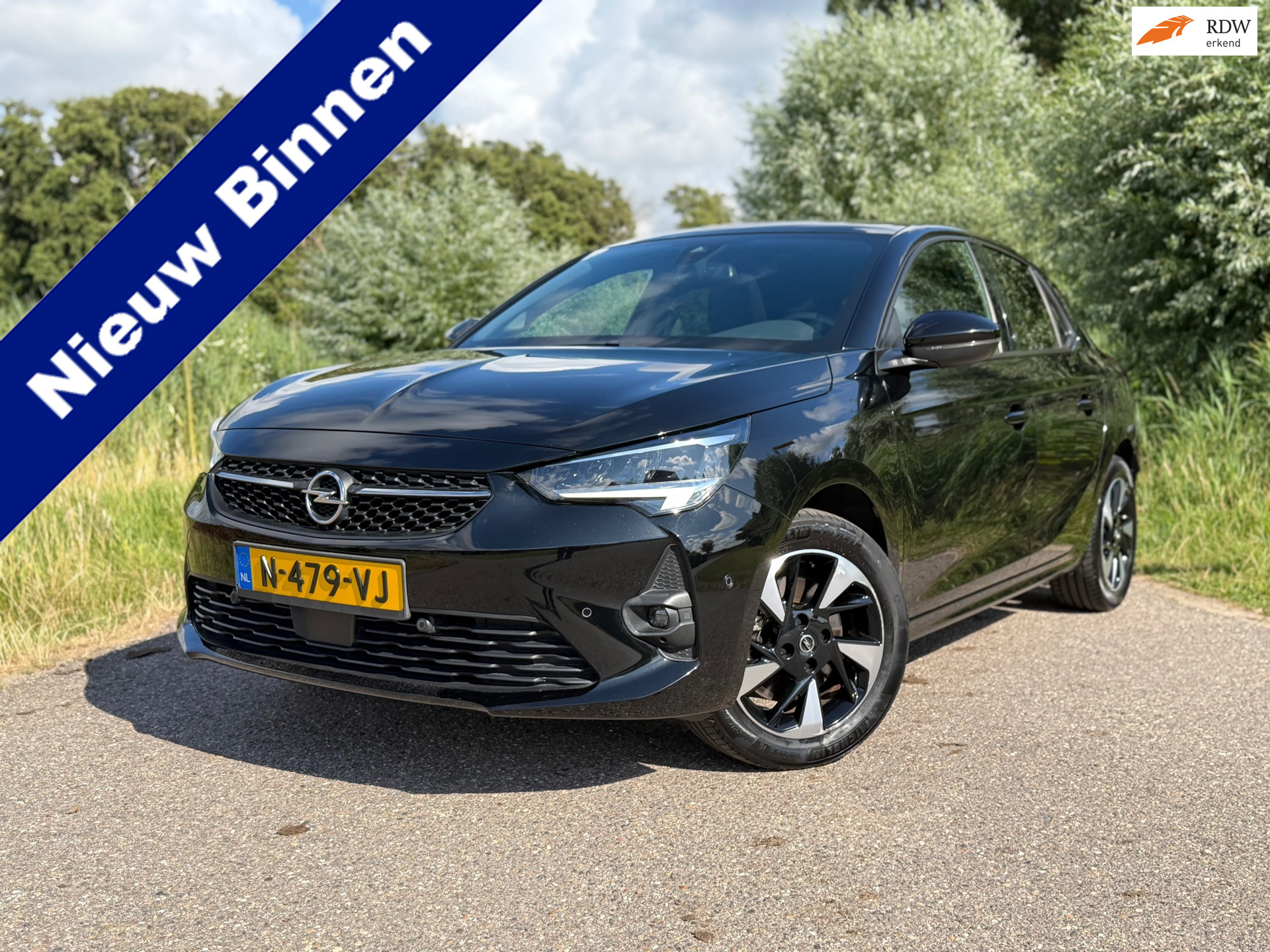 Opel Corsa GS Line 1 fase 50 kWh / Automaat / Navigatie / Panorama dak / Camera / LM Velgen / 2020 - voorkant