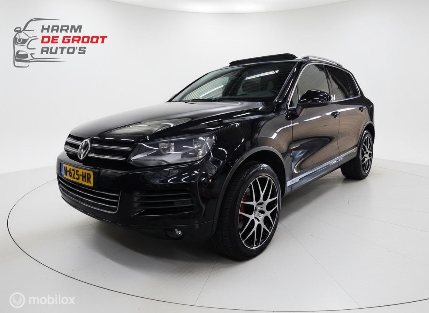 Volkswagen Touareg 3.6 FSI Highline/Pano/Clima/Cruise/20'' 2012 - voorkant