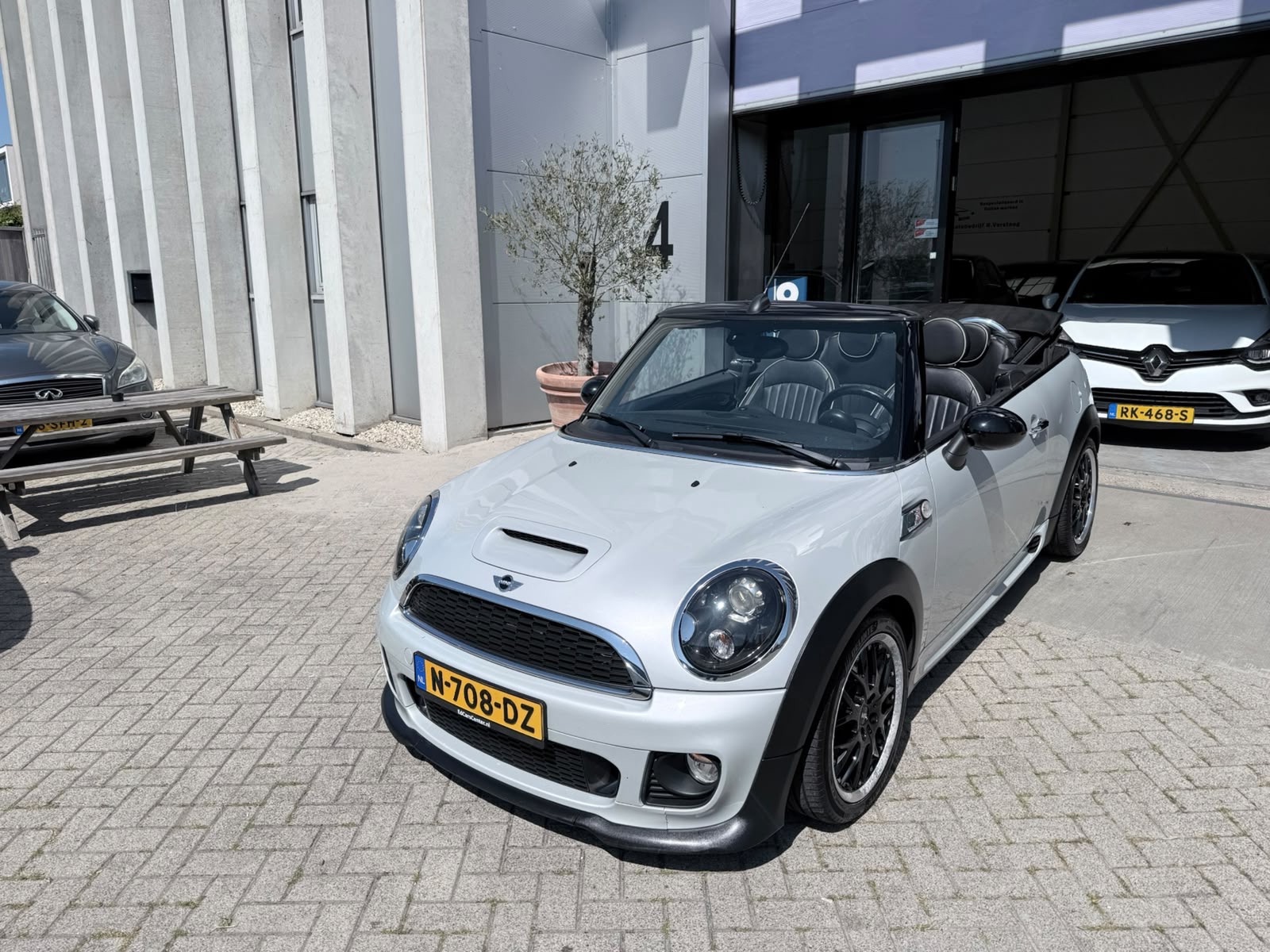 Foto van Mini Cooper S Cabrio