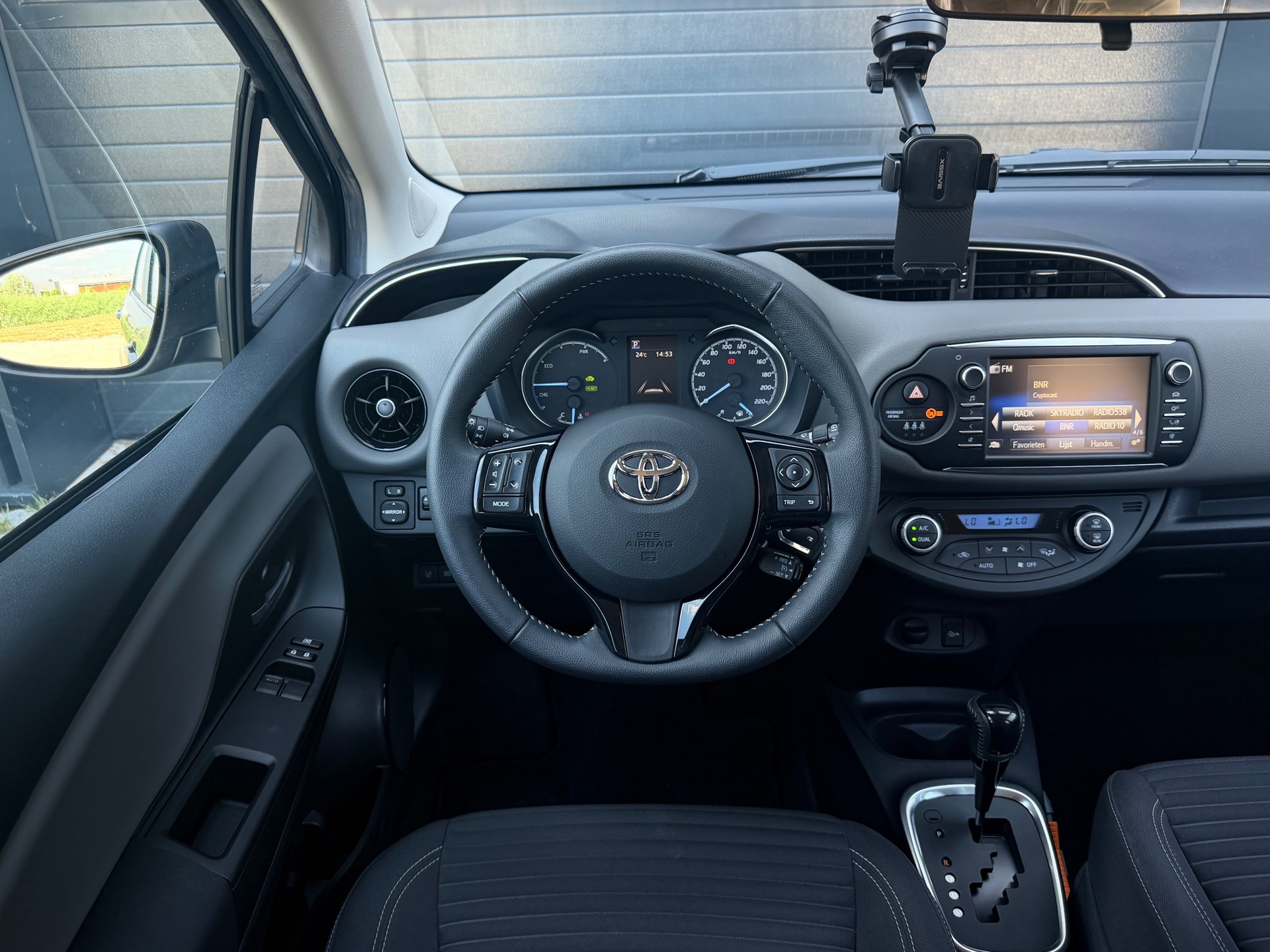 Foto van Toyota Toyota Yaris Hybrid