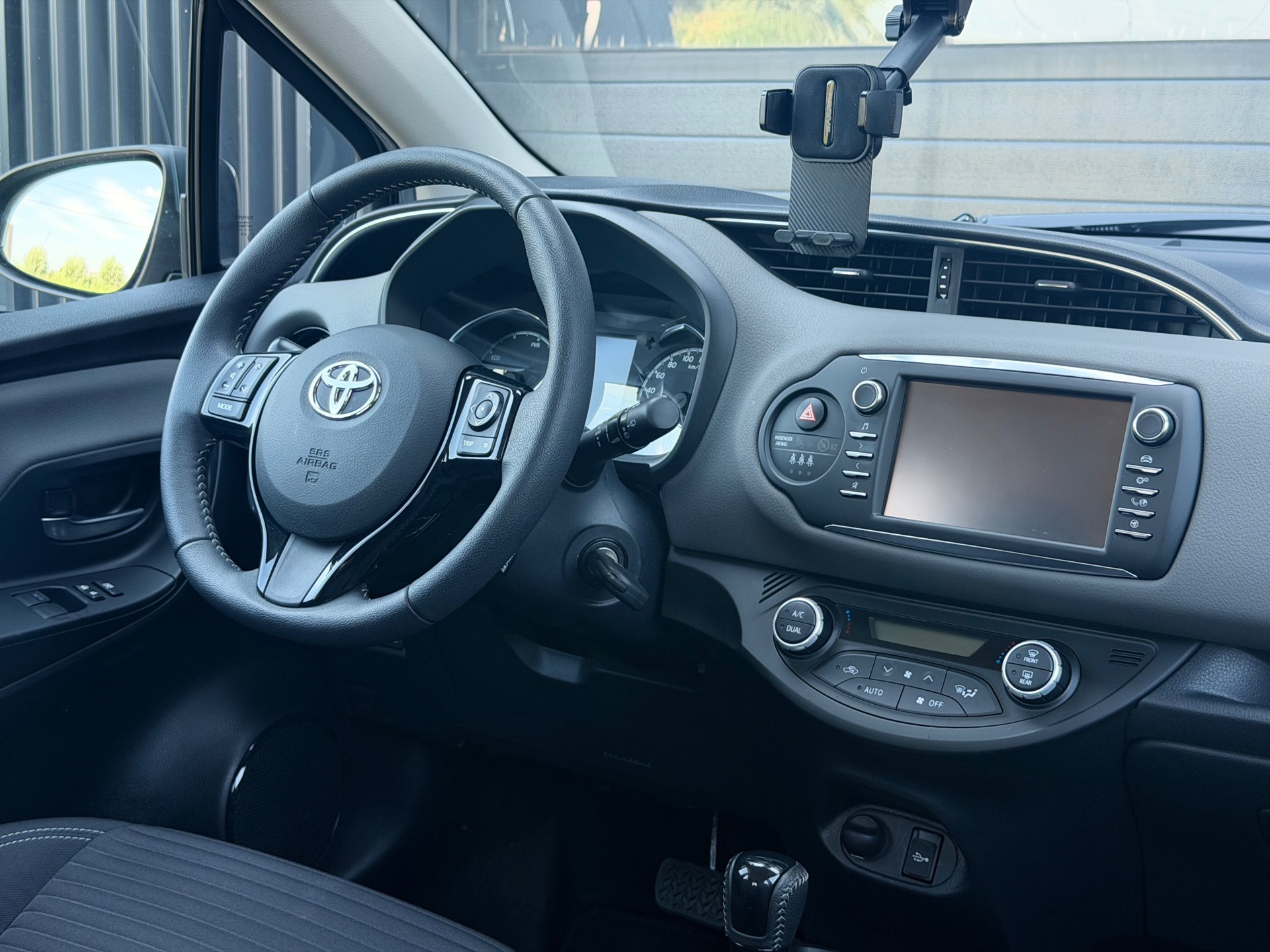 Foto van Toyota Toyota Yaris Hybrid