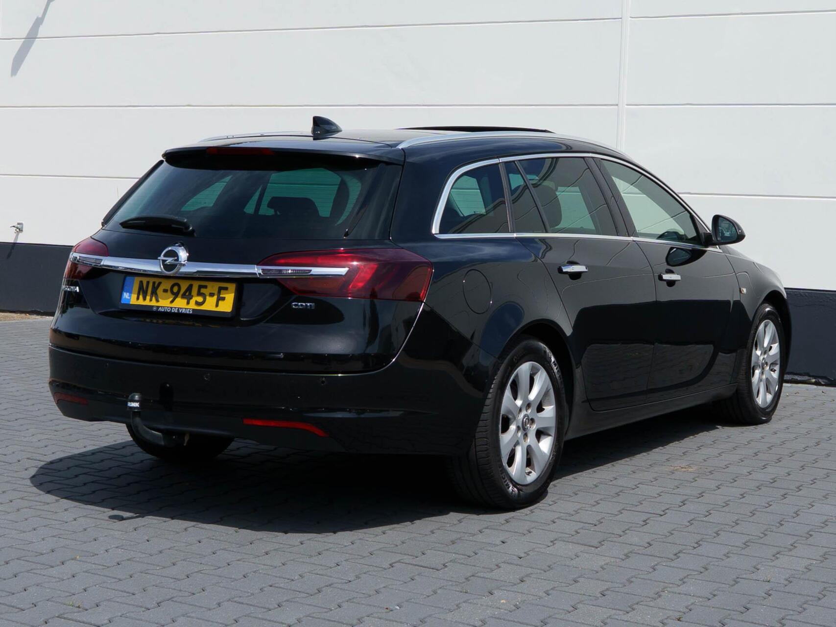 Foto van Opel Insignia Sports Tourer SW