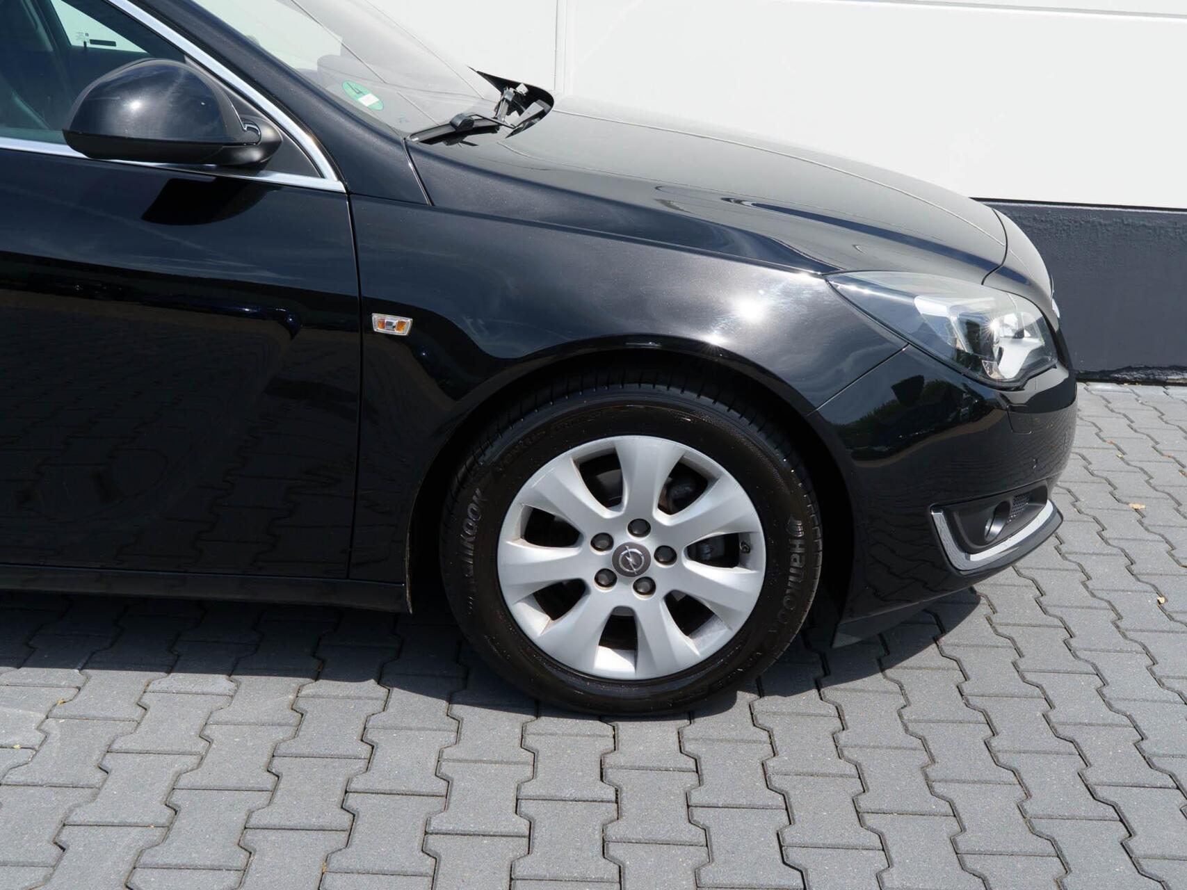 Foto van Opel Insignia Sports Tourer SW