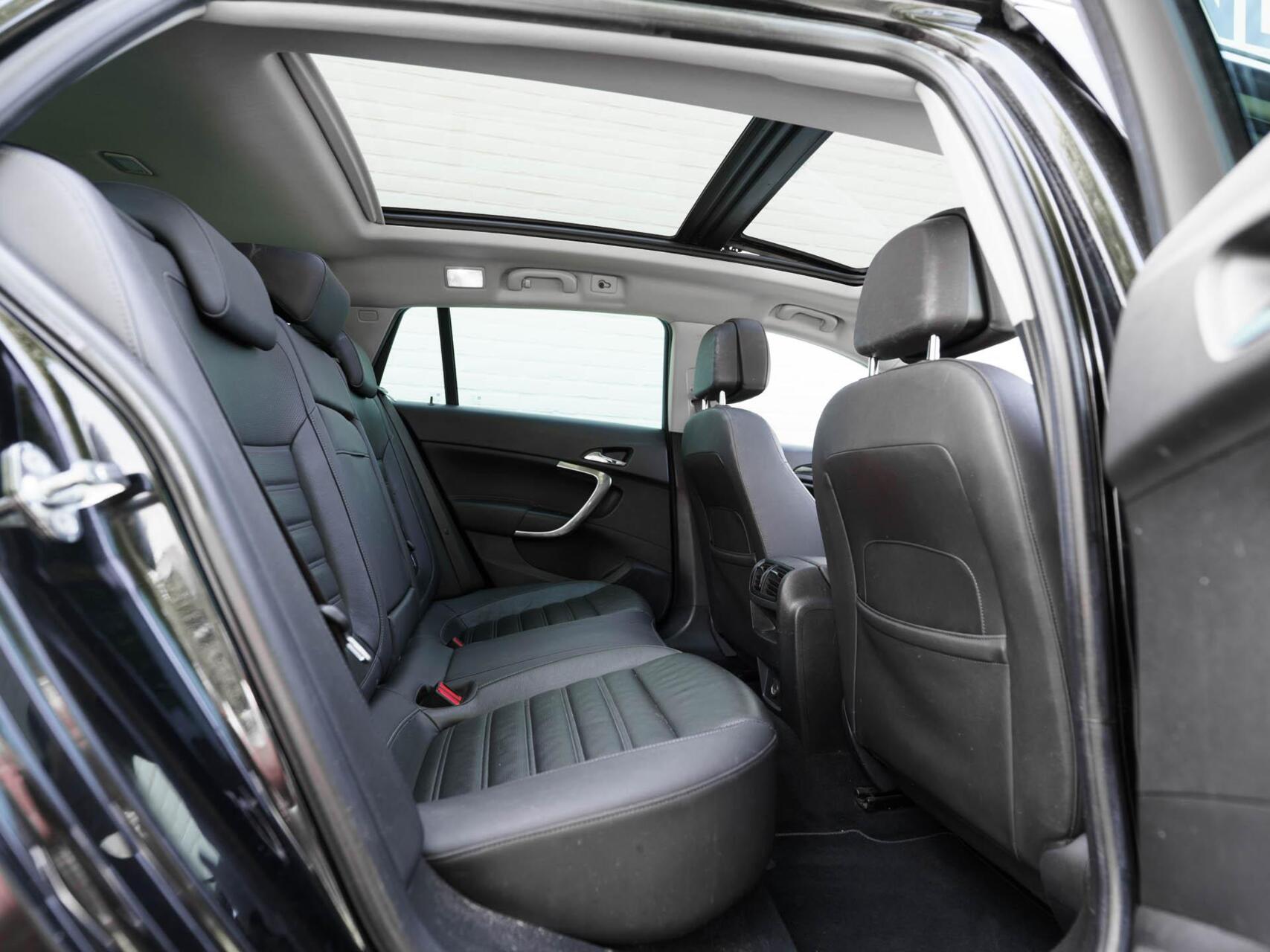 Foto van Opel Insignia Sports Tourer SW