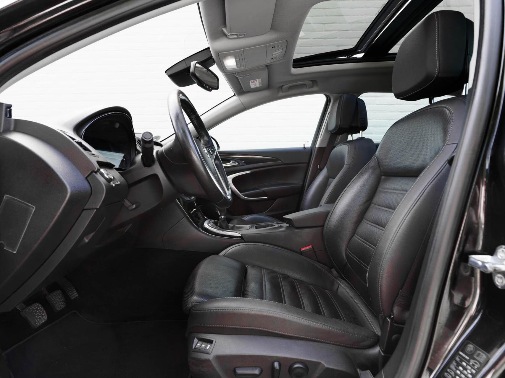 Foto van Opel Insignia Sports Tourer SW