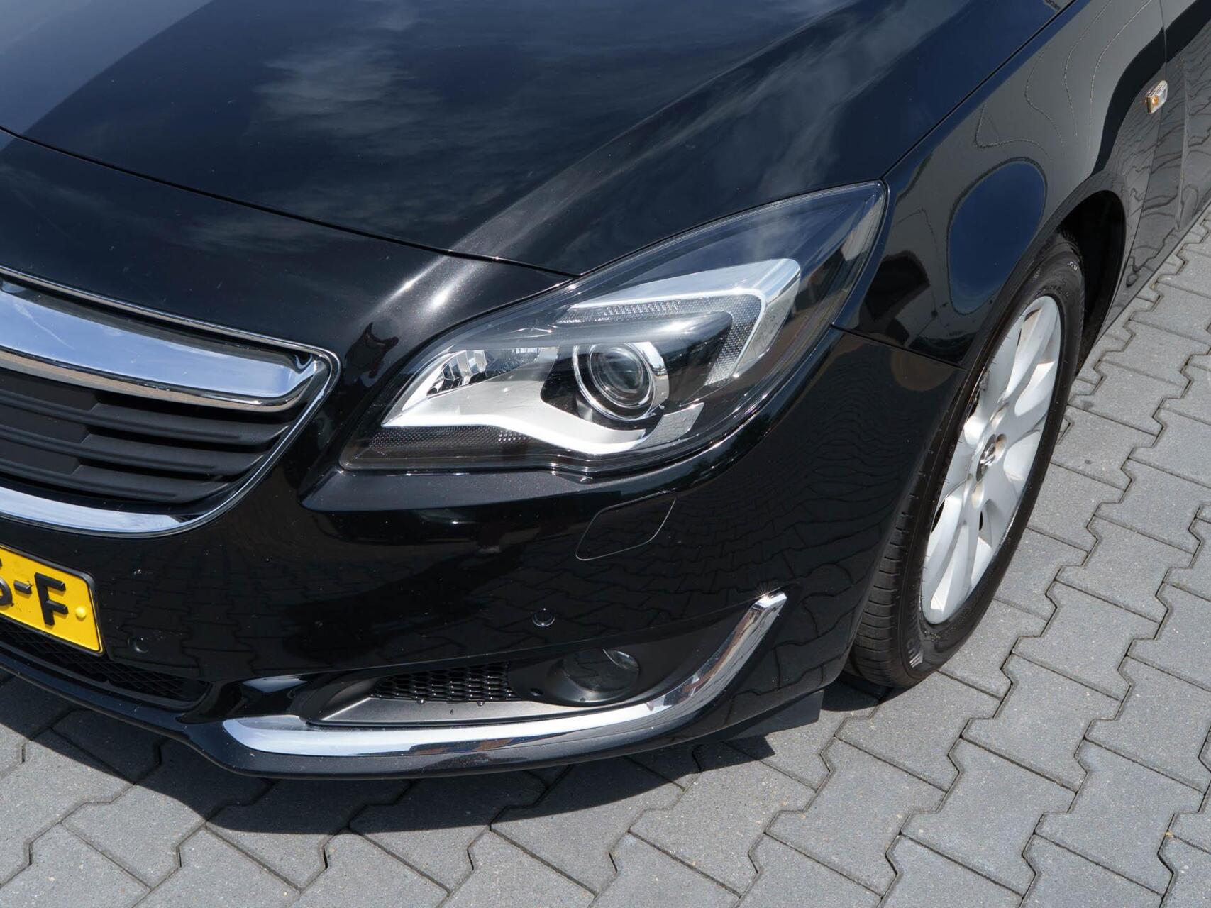 Foto van Opel Insignia Sports Tourer SW