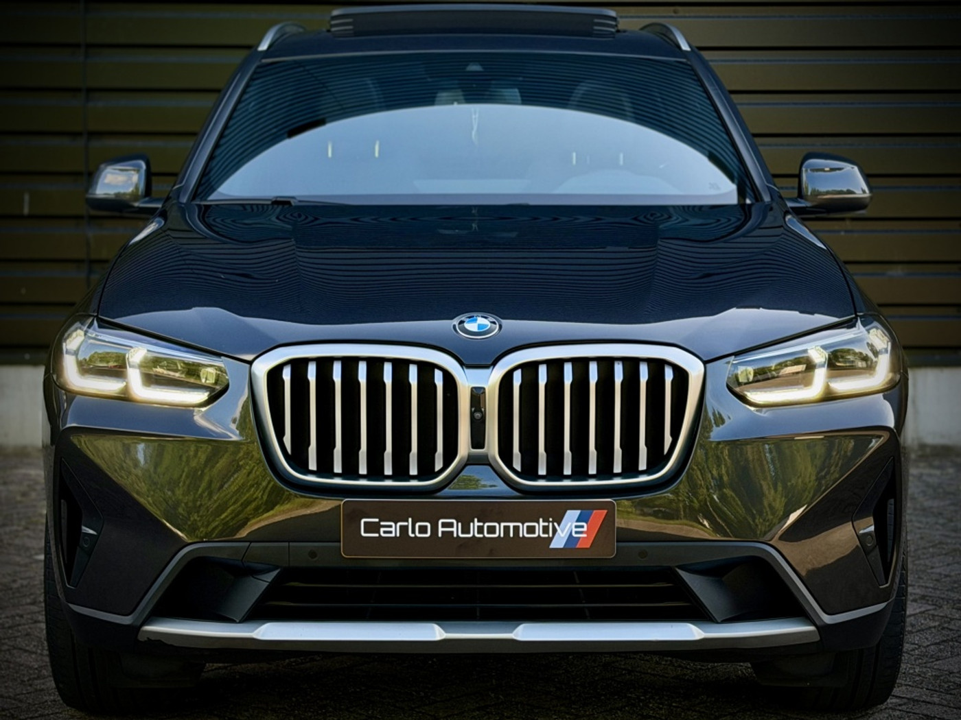 Foto van BMW X3 Xdrive20i
