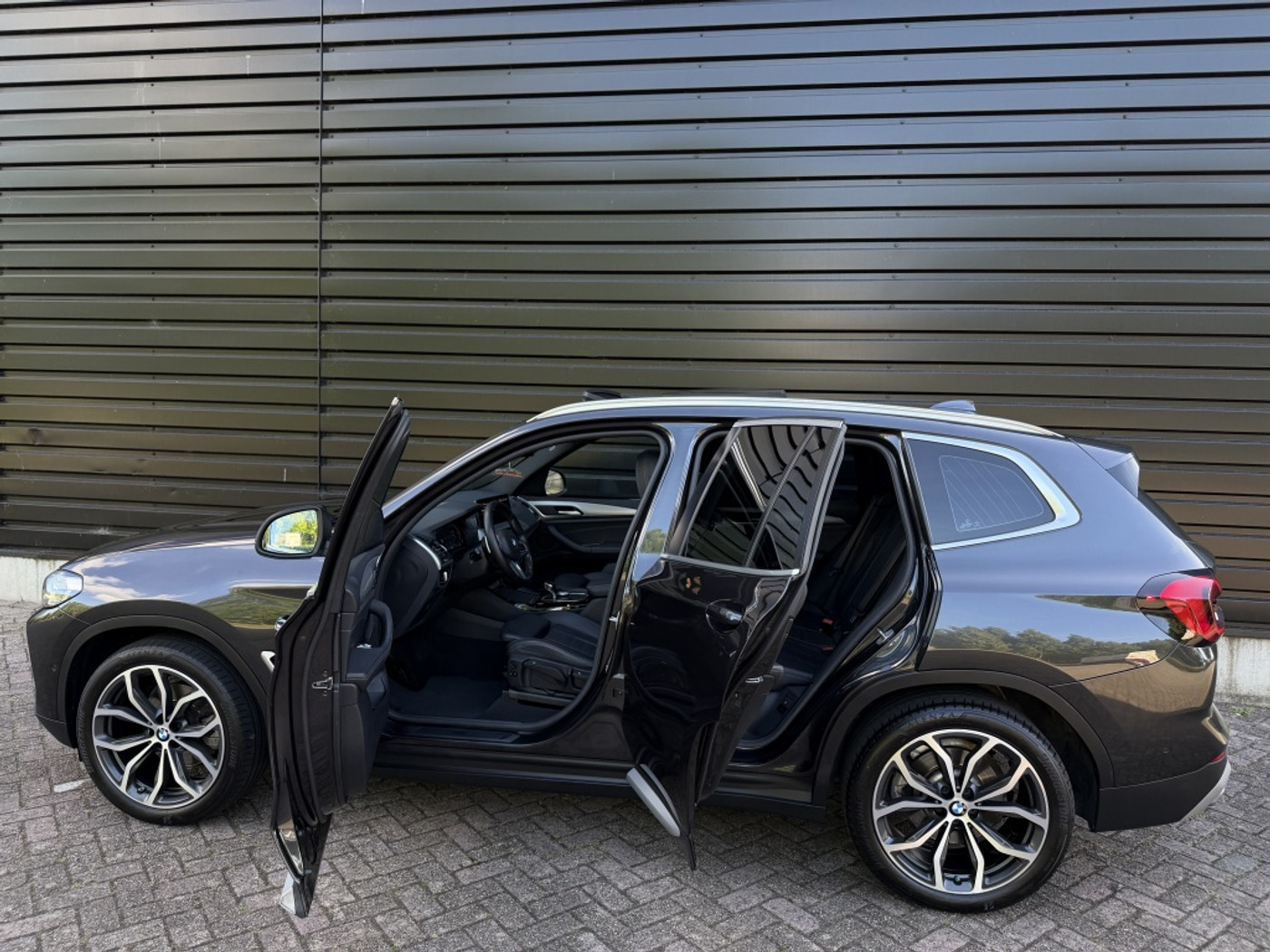 Foto van BMW X3 Xdrive20i