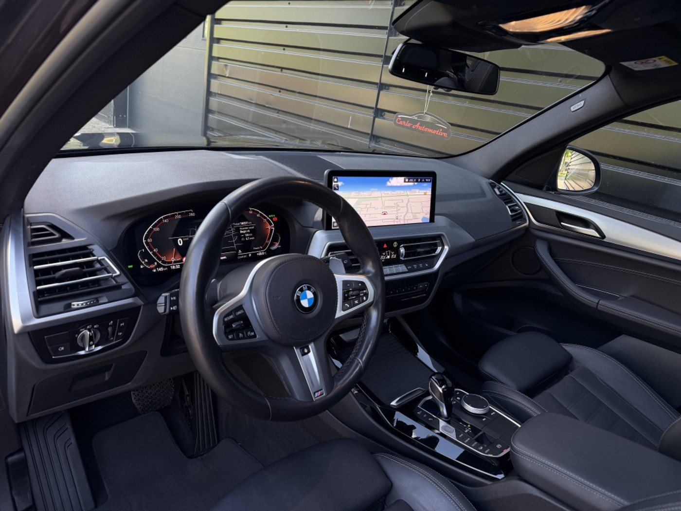 Foto van BMW X3 Xdrive20i