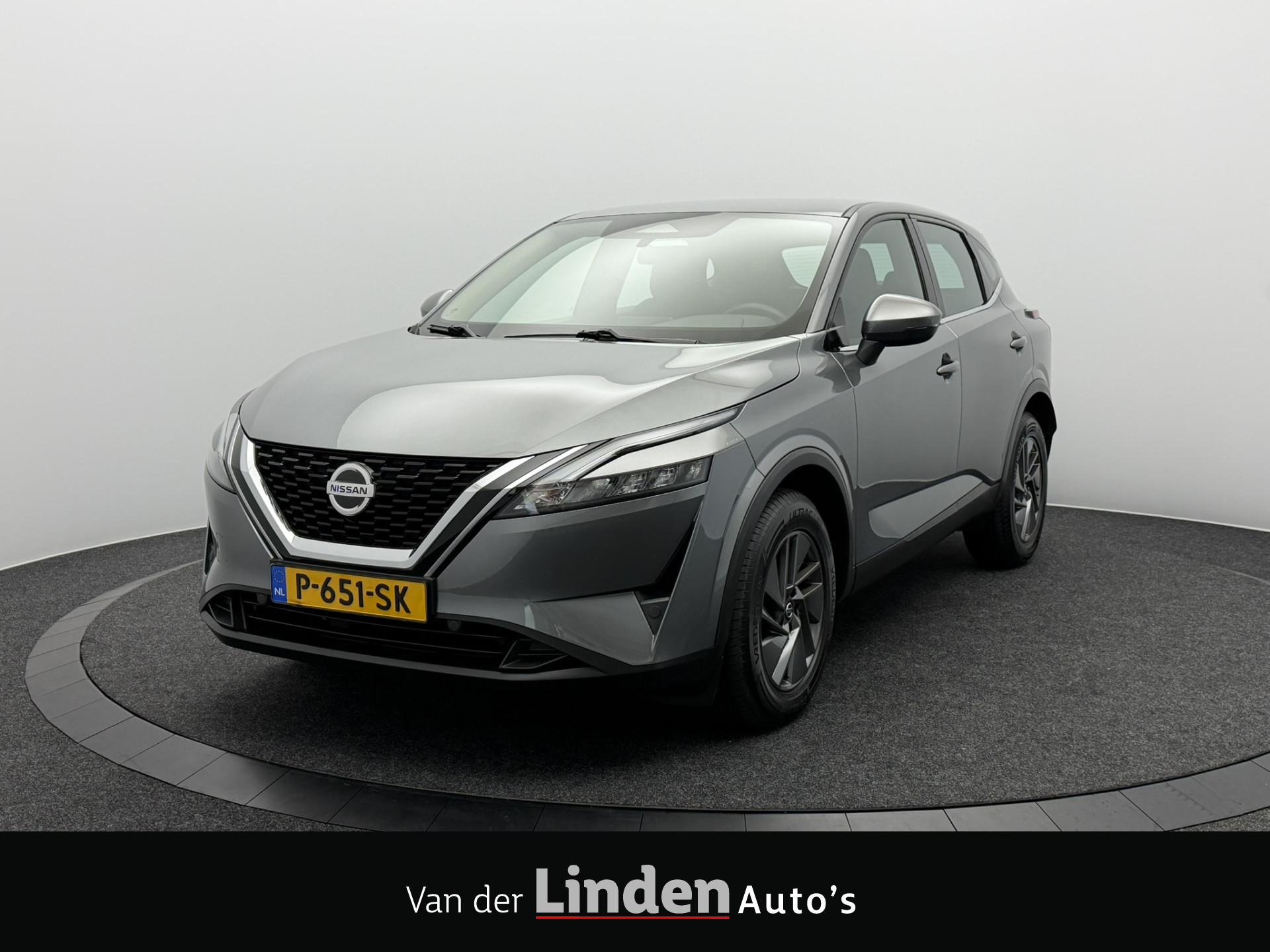 Nissan Qashqai 1.3 MHEV Xtronic Business Access | Trekhaak | Automaat | Led | Carplay&Android | Camera 2022 - voorkant