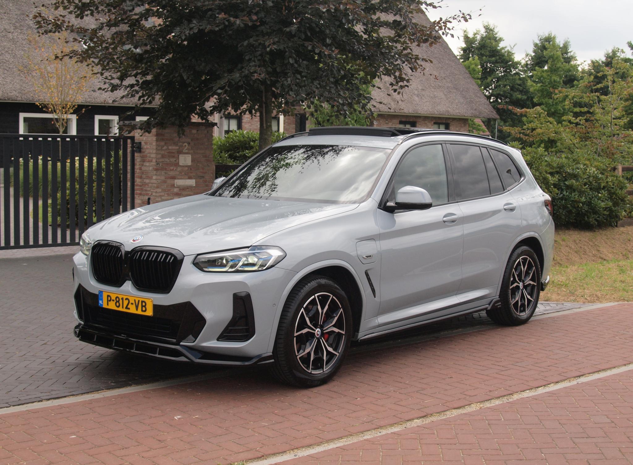Foto van BMW X3 Xdrive30e