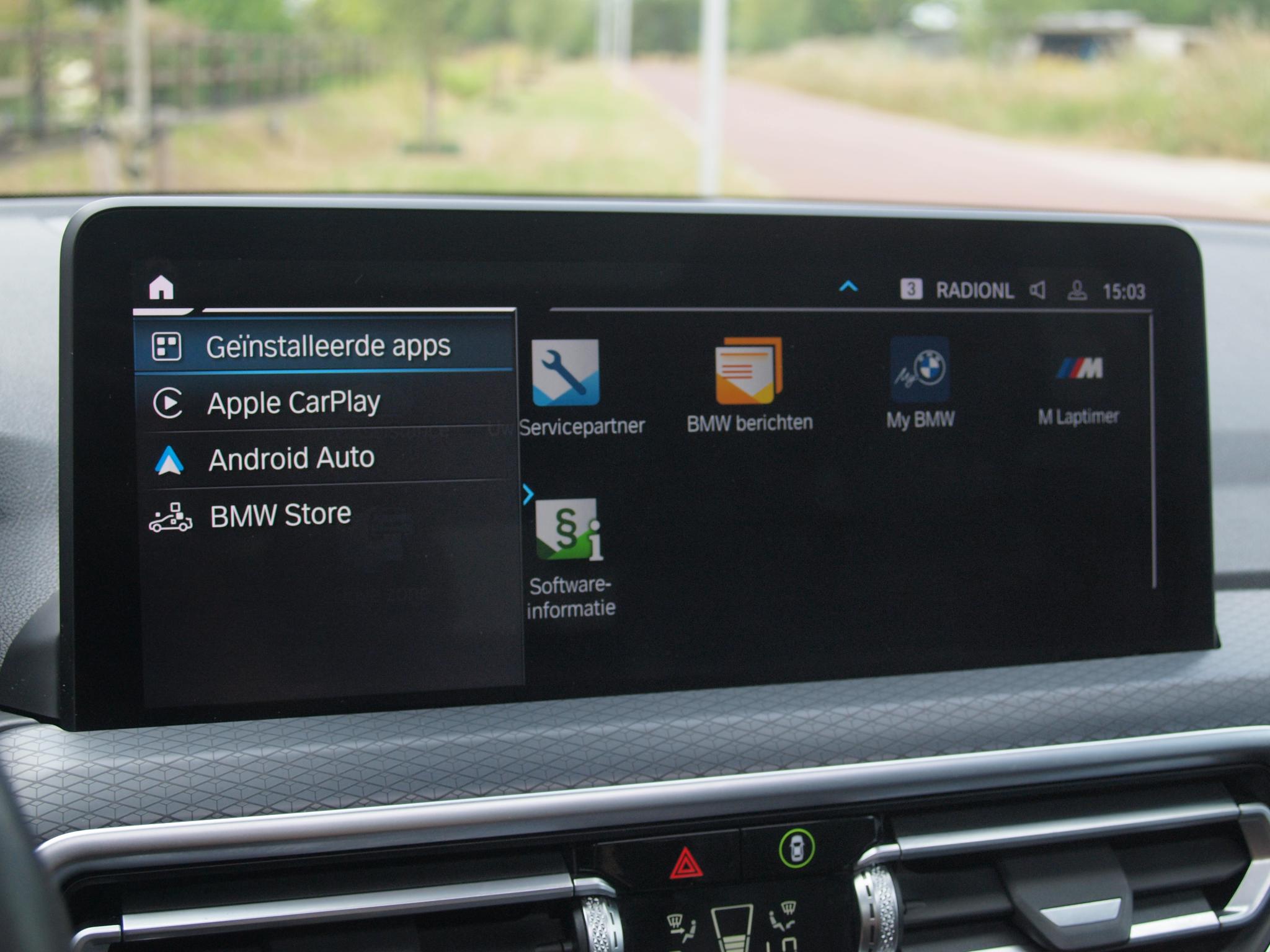 Foto van BMW X3 Xdrive30e