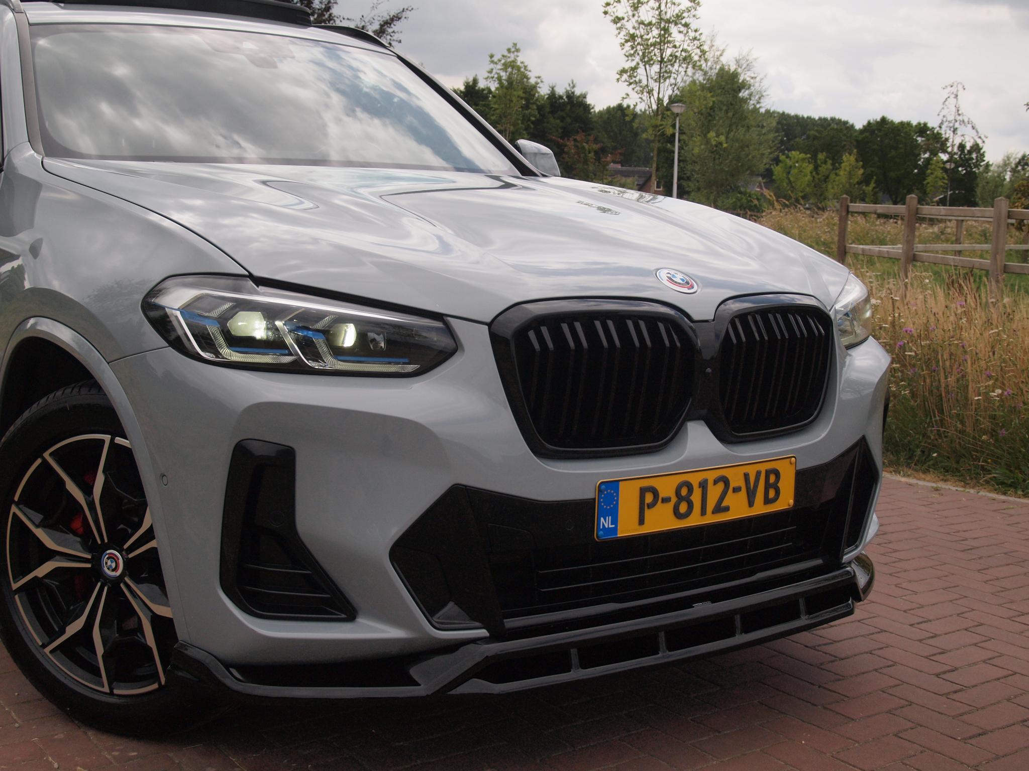 Foto van BMW X3 Xdrive30e
