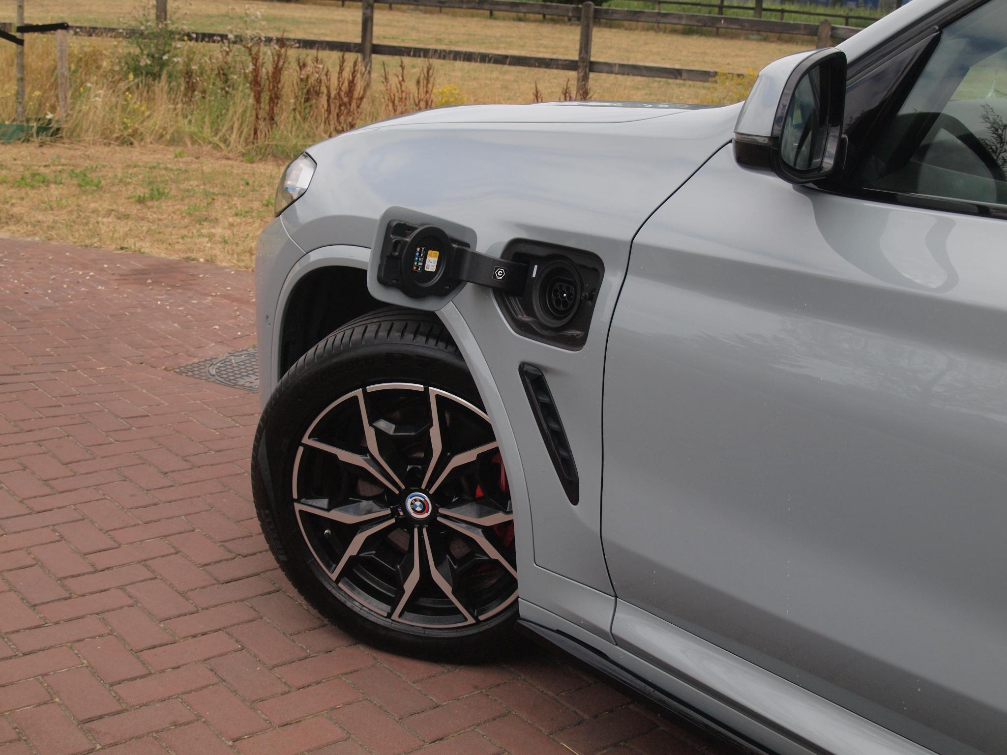 Foto van BMW X3 Xdrive30e