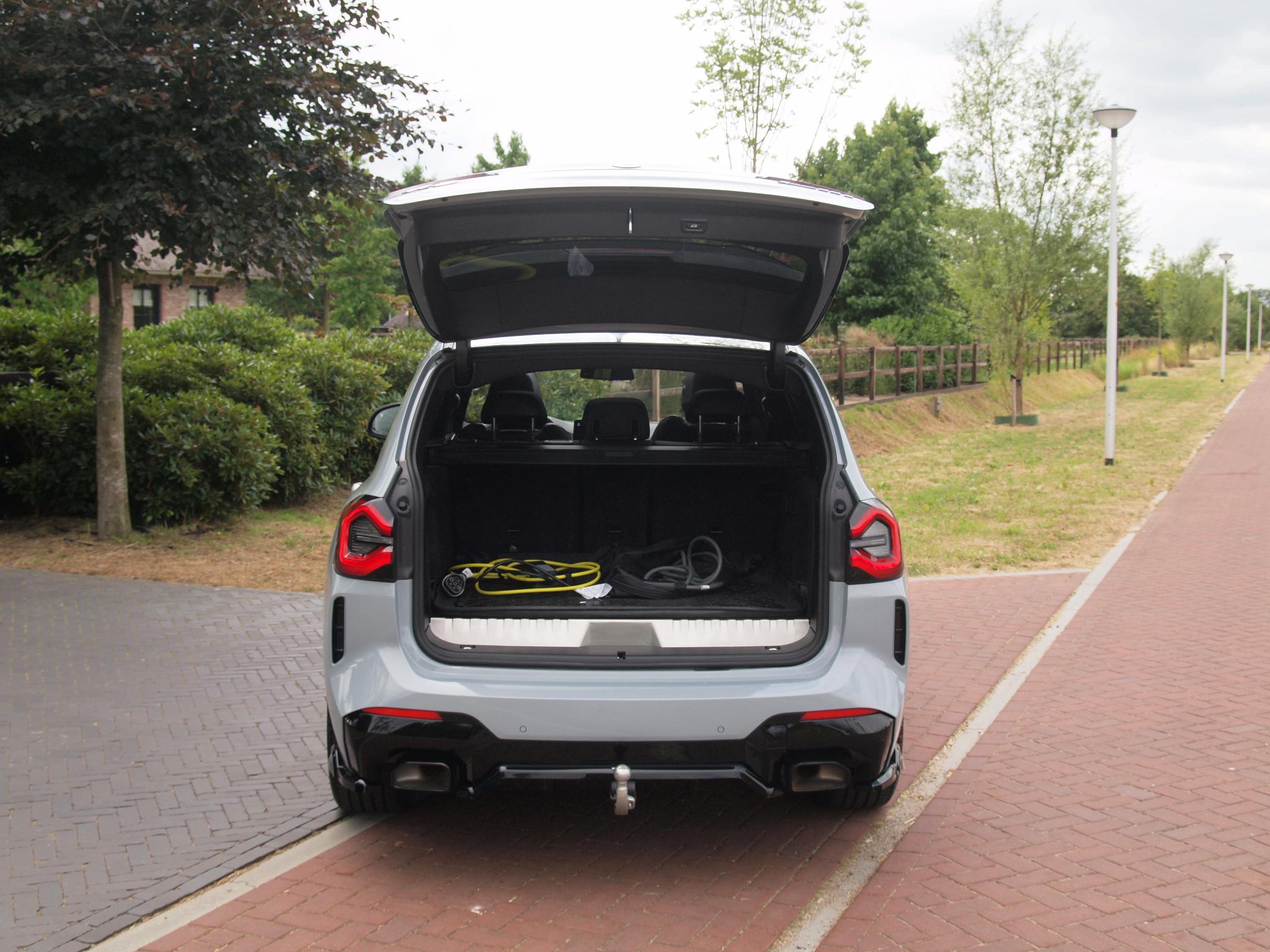 Foto van BMW X3 Xdrive30e