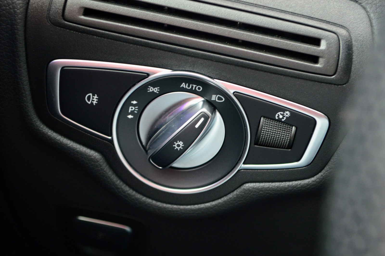 Foto van Mercedes-Benz GLC 300 E 4Matic