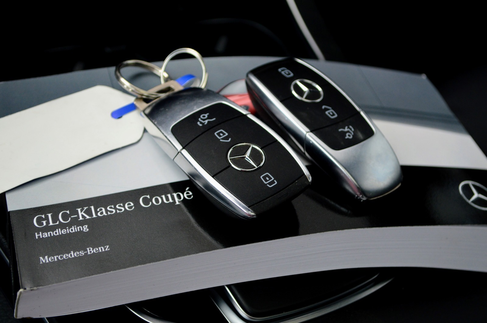 Foto van Mercedes-Benz GLC 300 E 4Matic