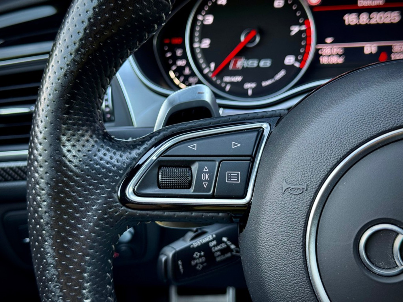 Foto van Audi RS 6 Avant Performance