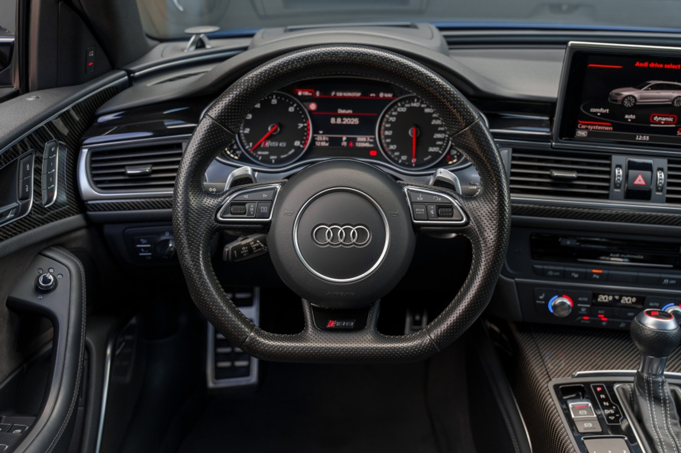 Foto van Audi RS 6 Avant Performance