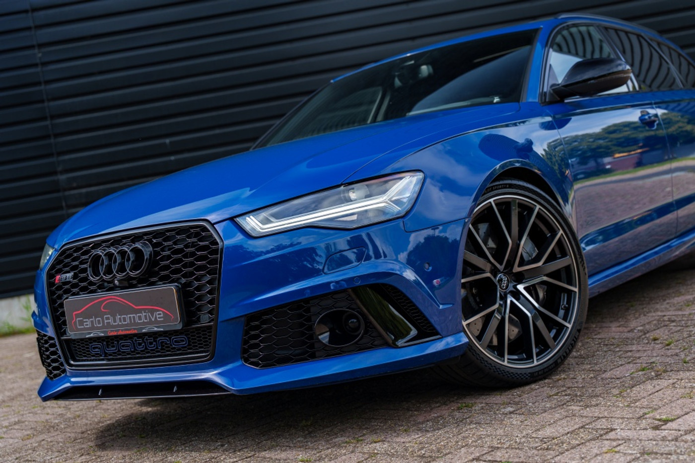 Foto van Audi RS 6 Avant Performance