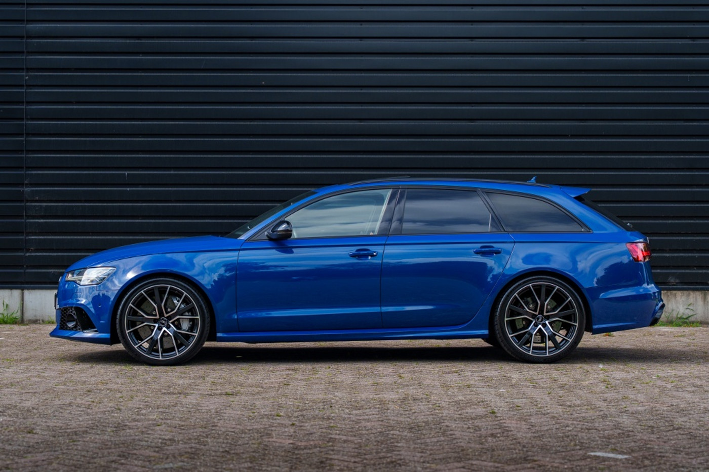 Foto van Audi RS 6 Avant Performance