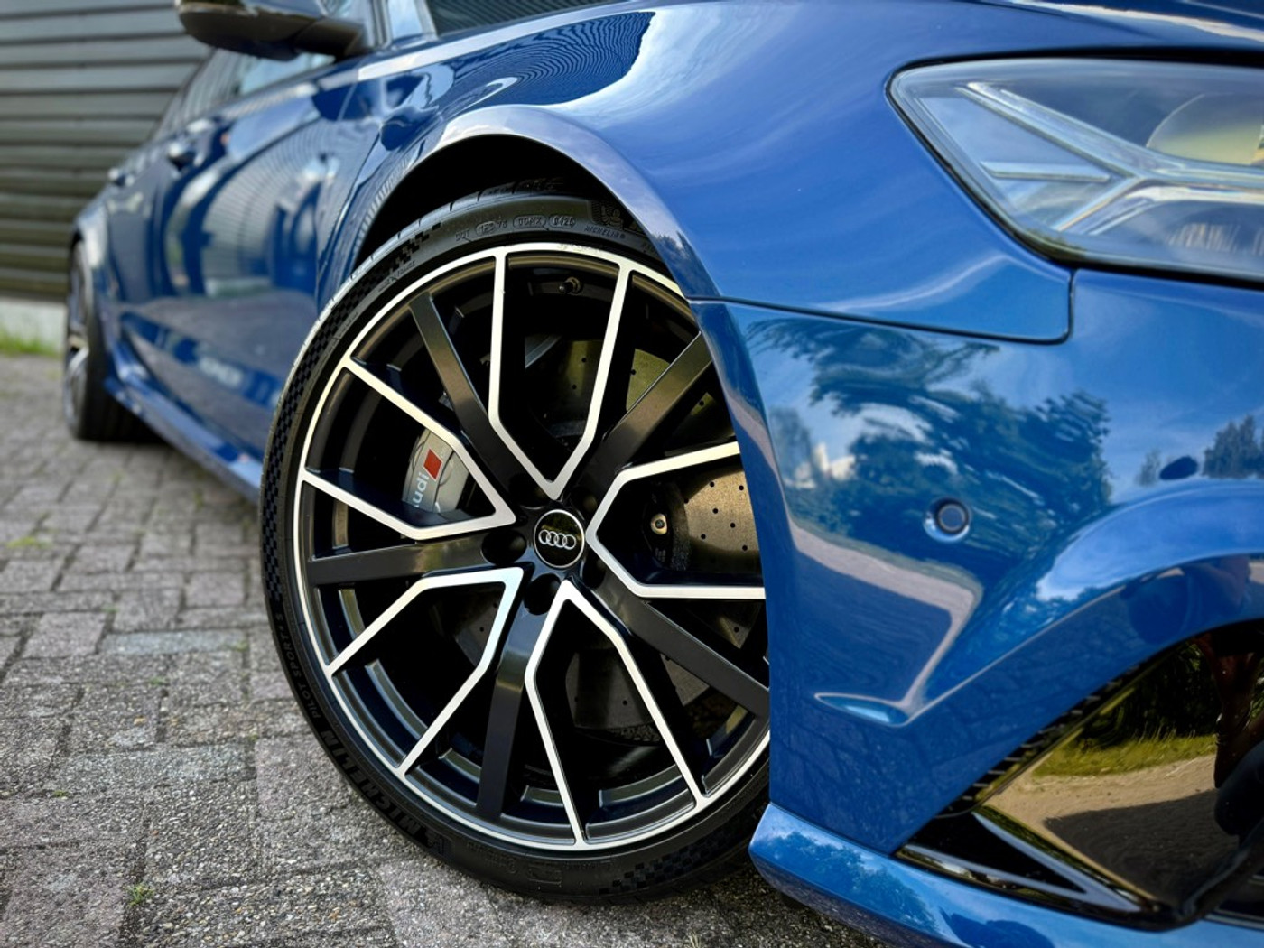 Foto van Audi RS 6 Avant Performance