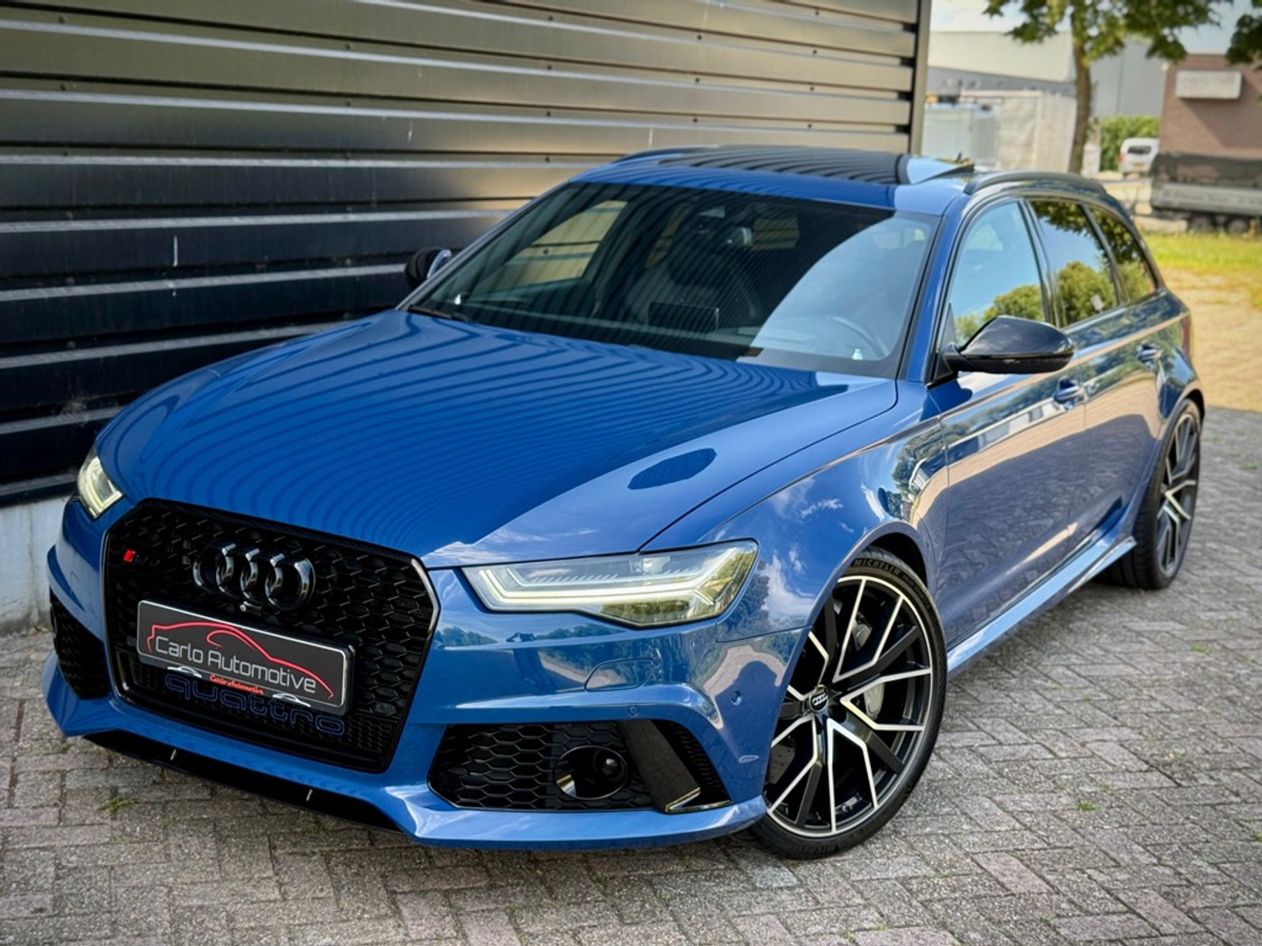 Foto van Audi RS 6 Avant Performance