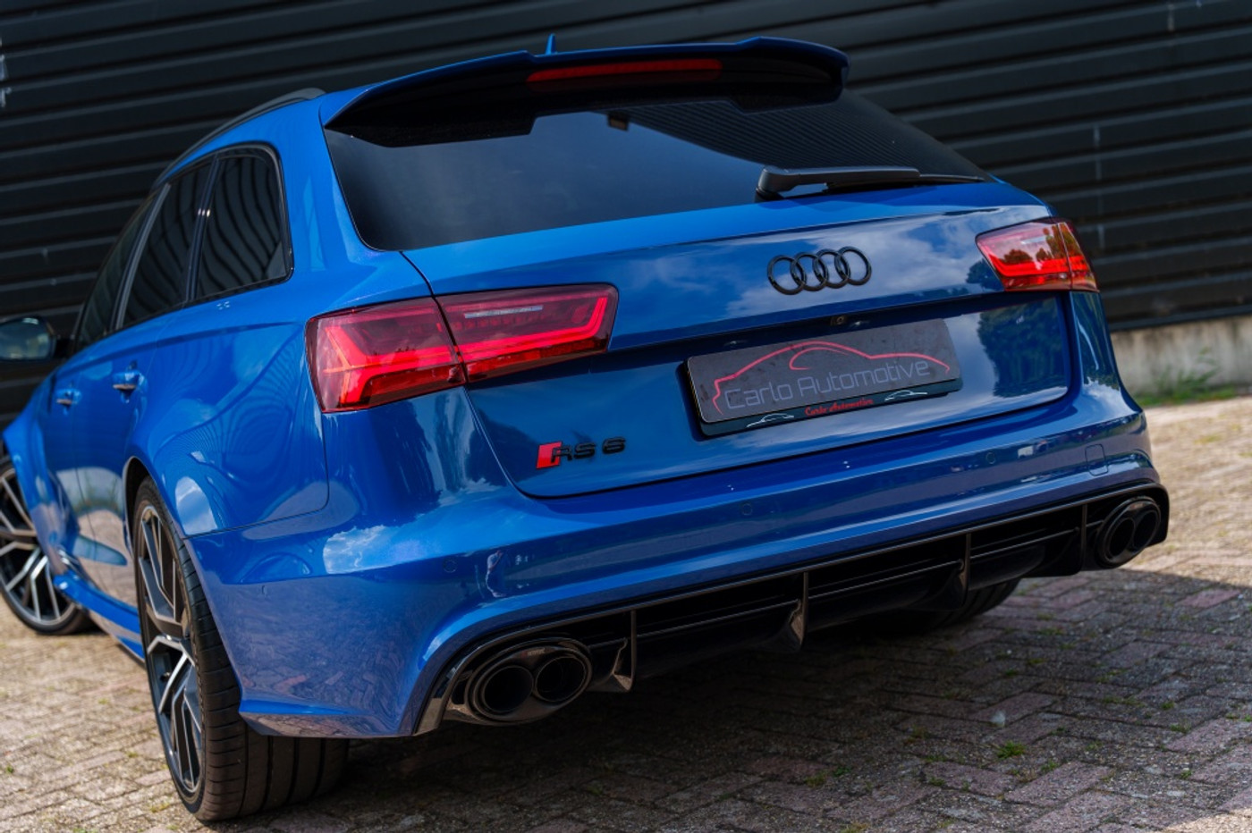 Foto van Audi RS 6 Avant Performance
