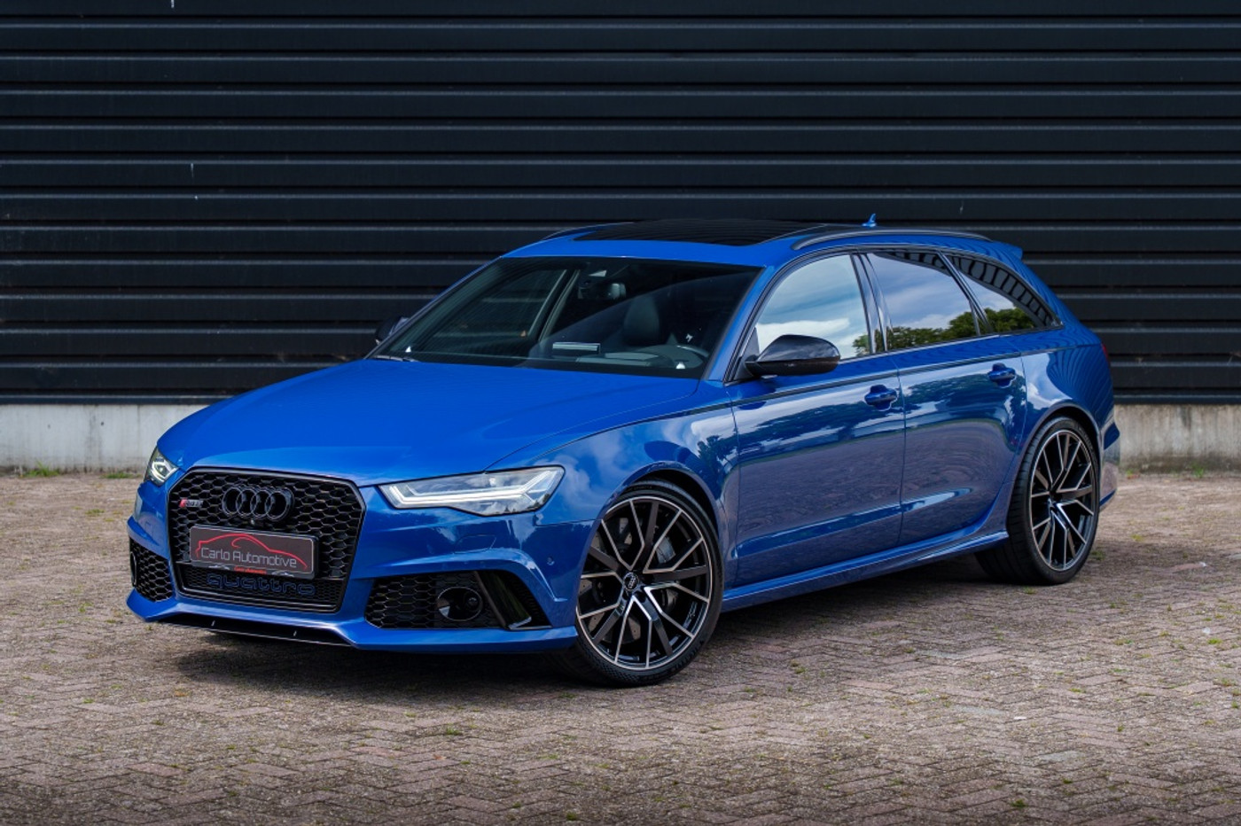 Foto van Audi RS 6 Avant Performance